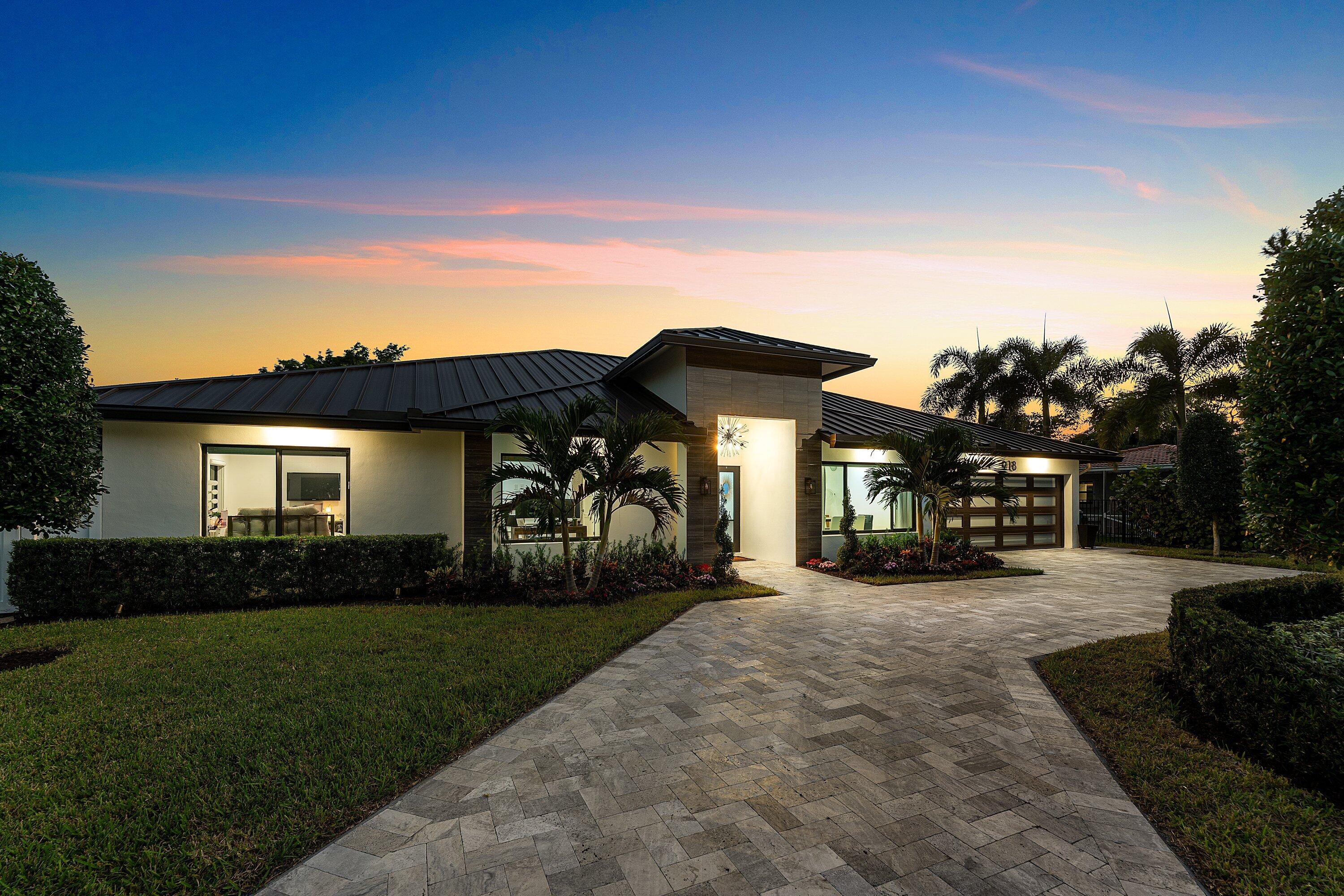 918 SW 28th, Boynton Beach FL 33435