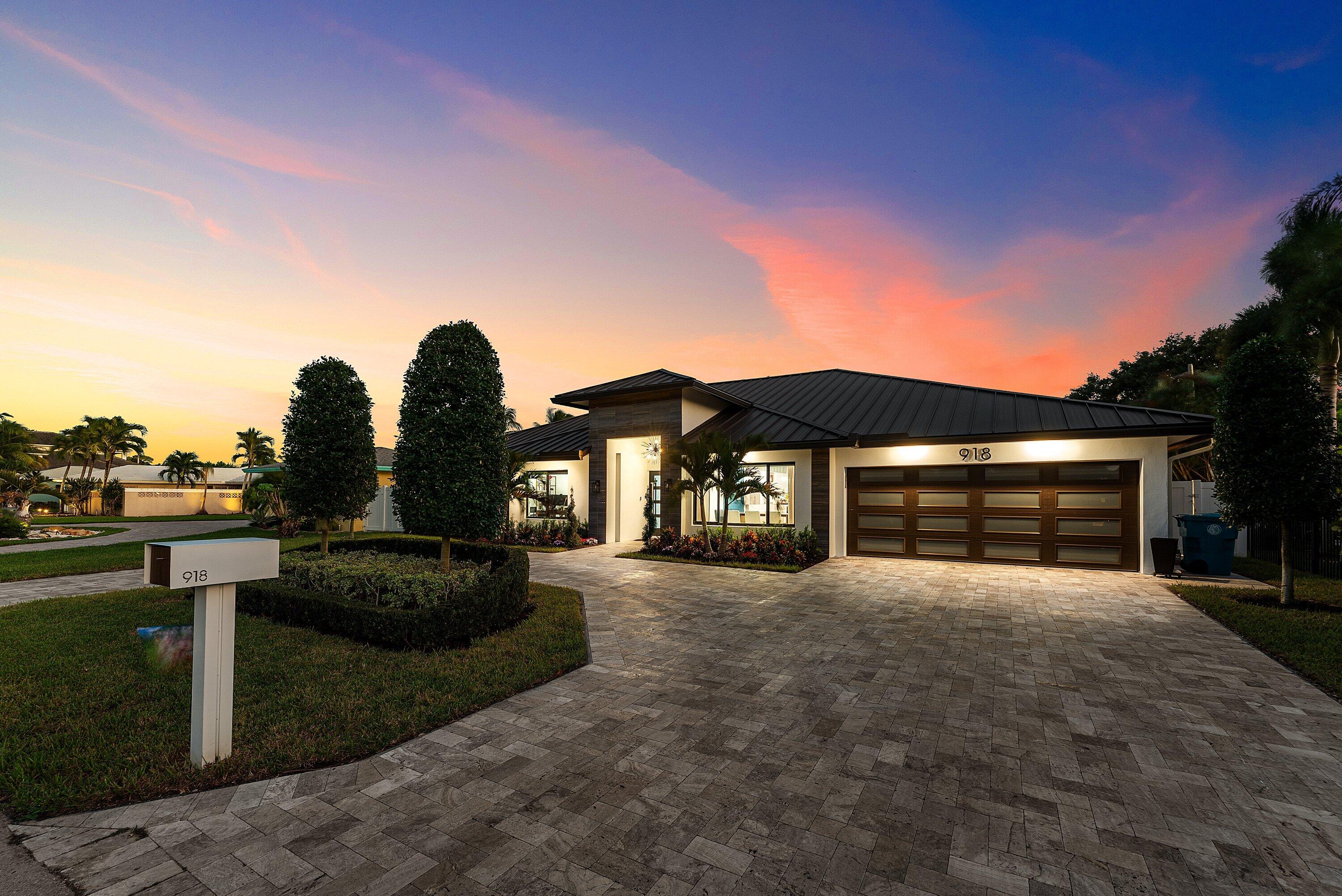 918 SW 28th, Boynton Beach FL 33435