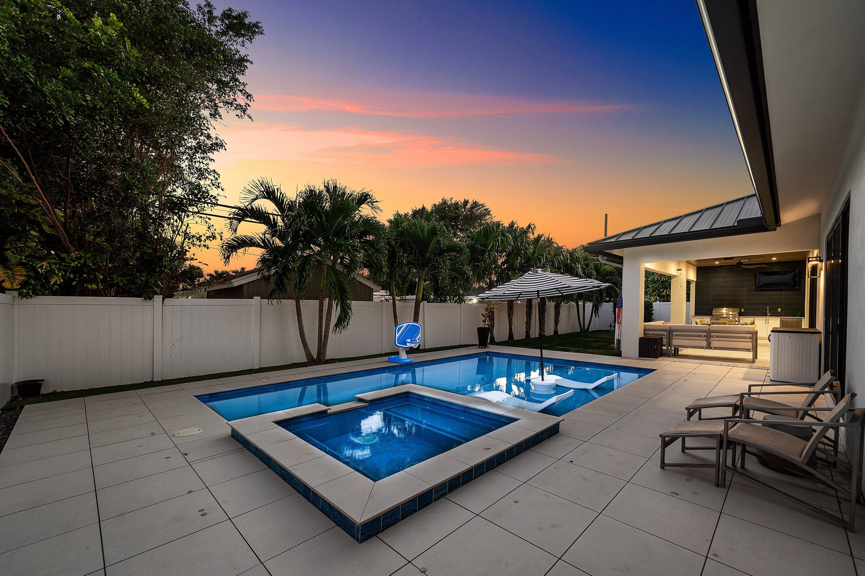 918 SW 28th, Boynton Beach FL 33435