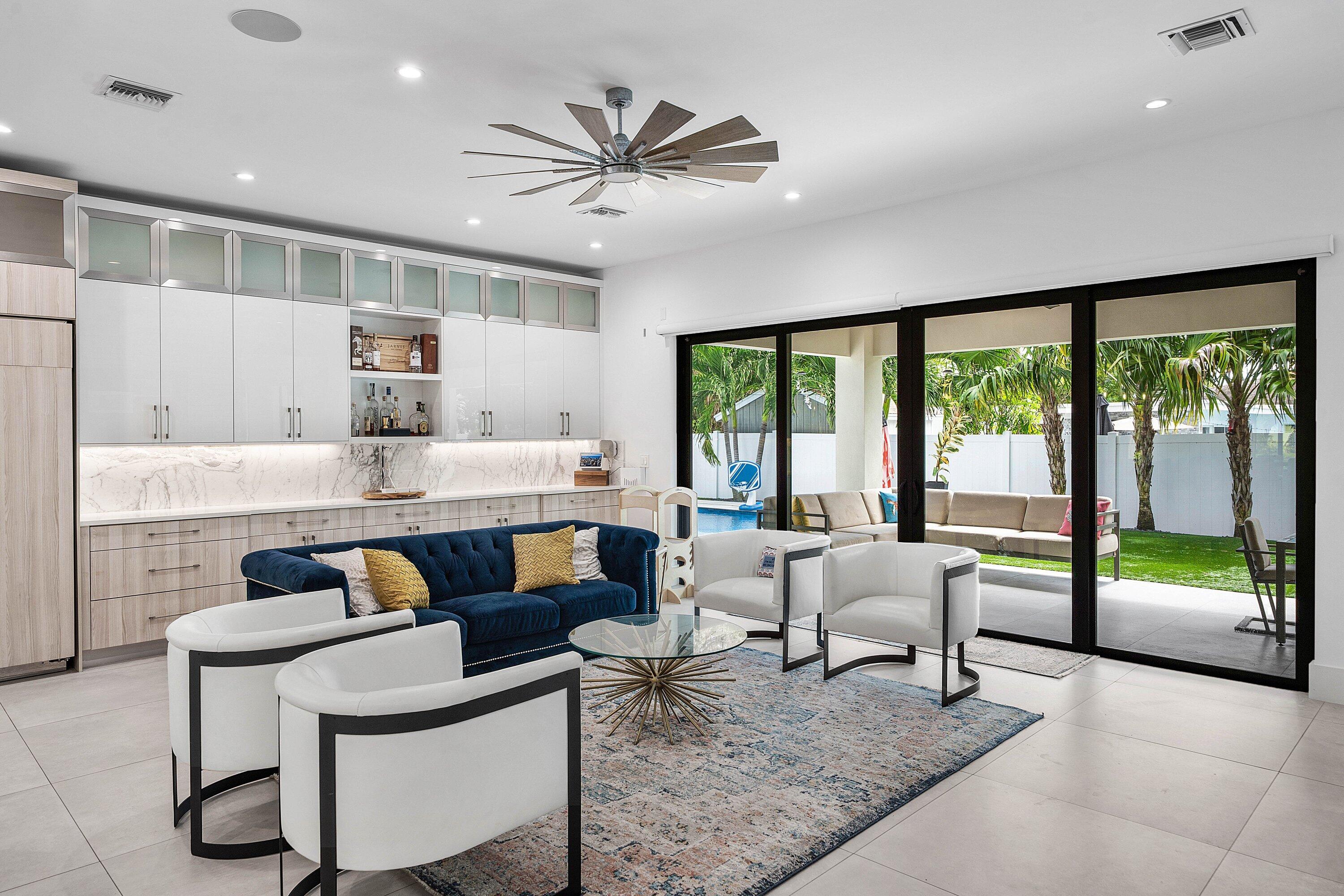 918 SW 28th, Boynton Beach FL 33435