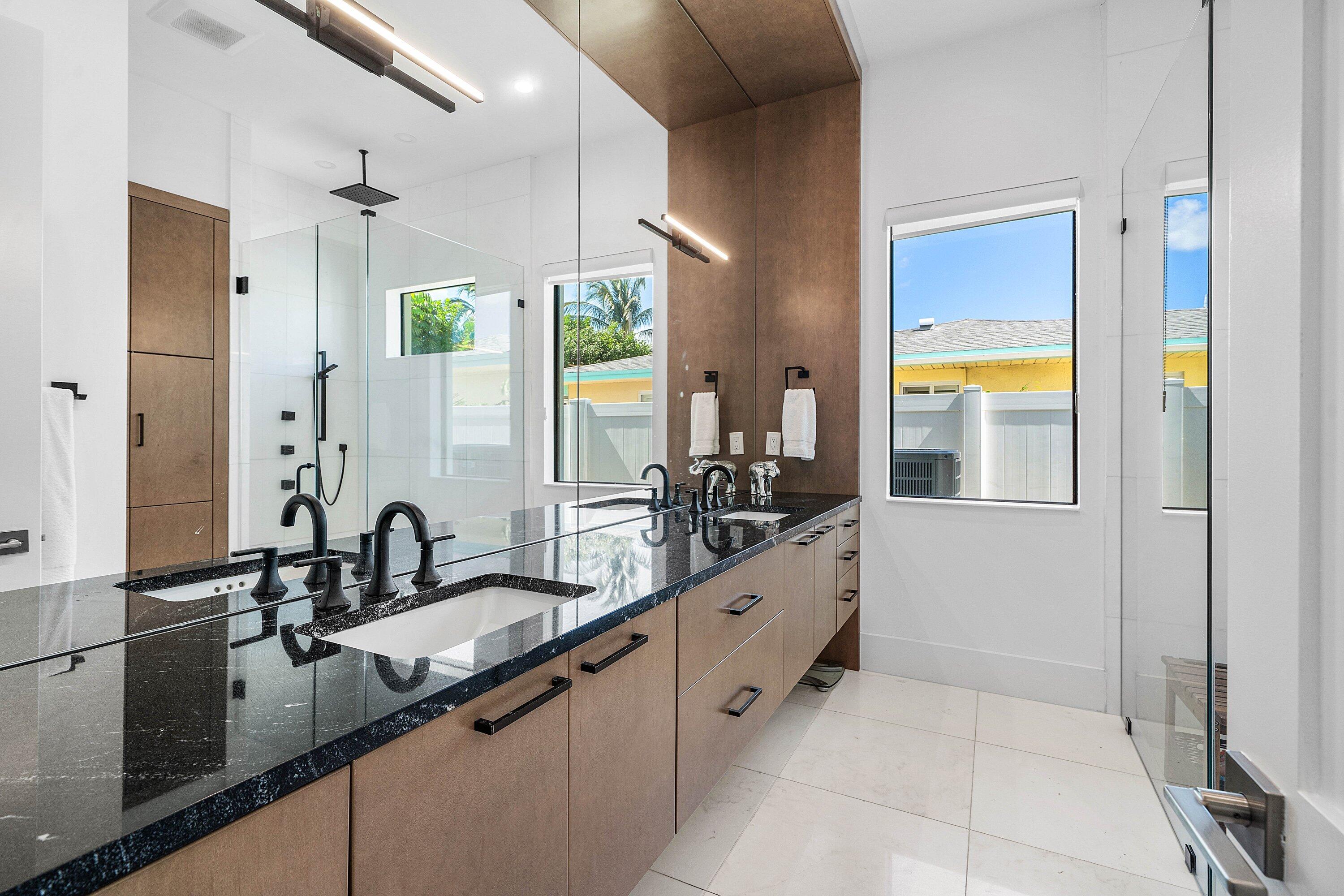 918 SW 28th, Boynton Beach FL 33435