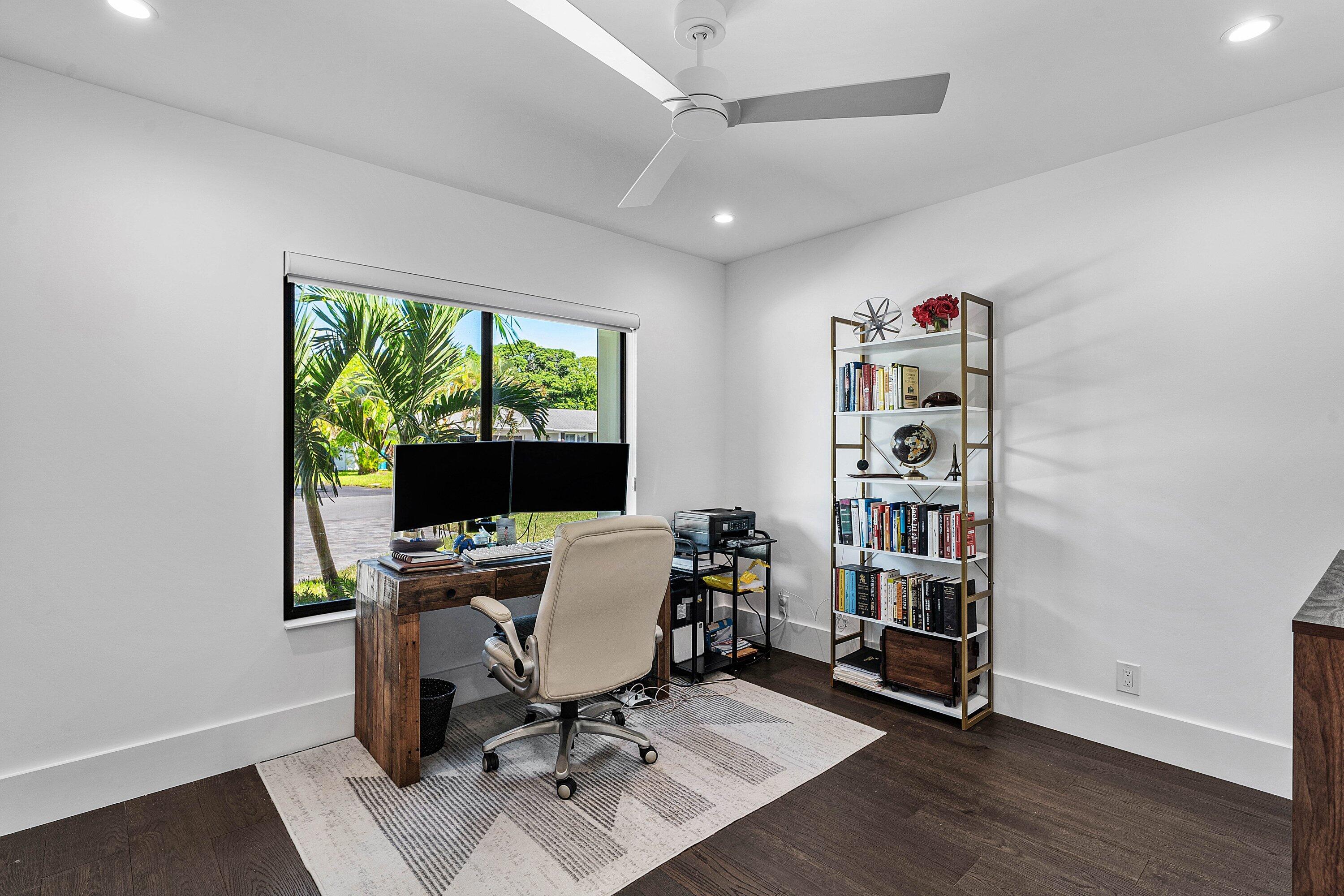 918 SW 28th, Boynton Beach FL 33435