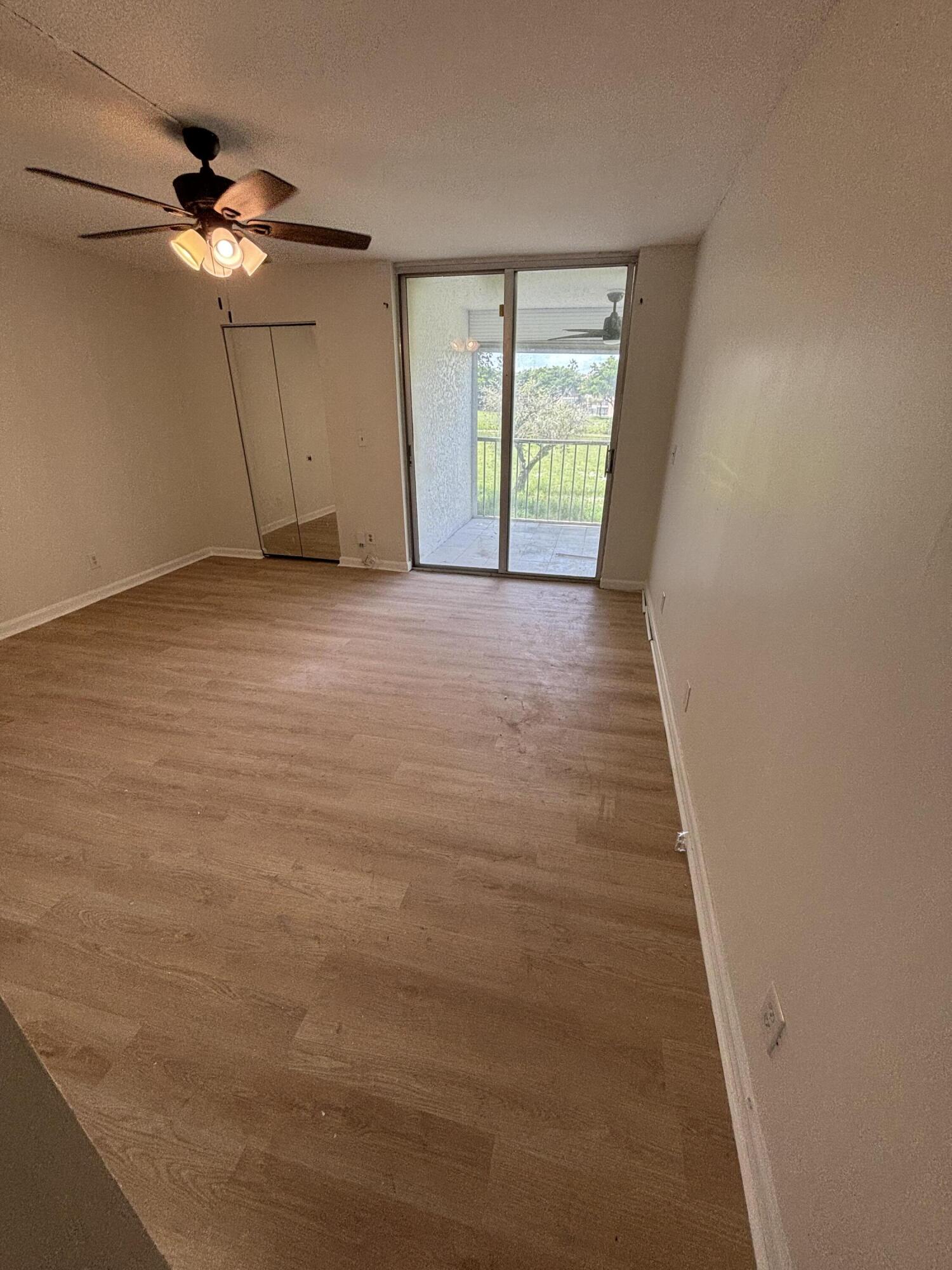7230 Lake Cir #205, Margate FL 33063