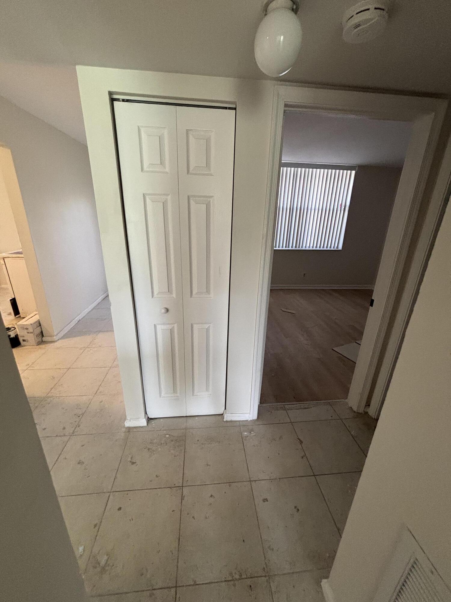 7230 Lake Cir #205, Margate FL 33063