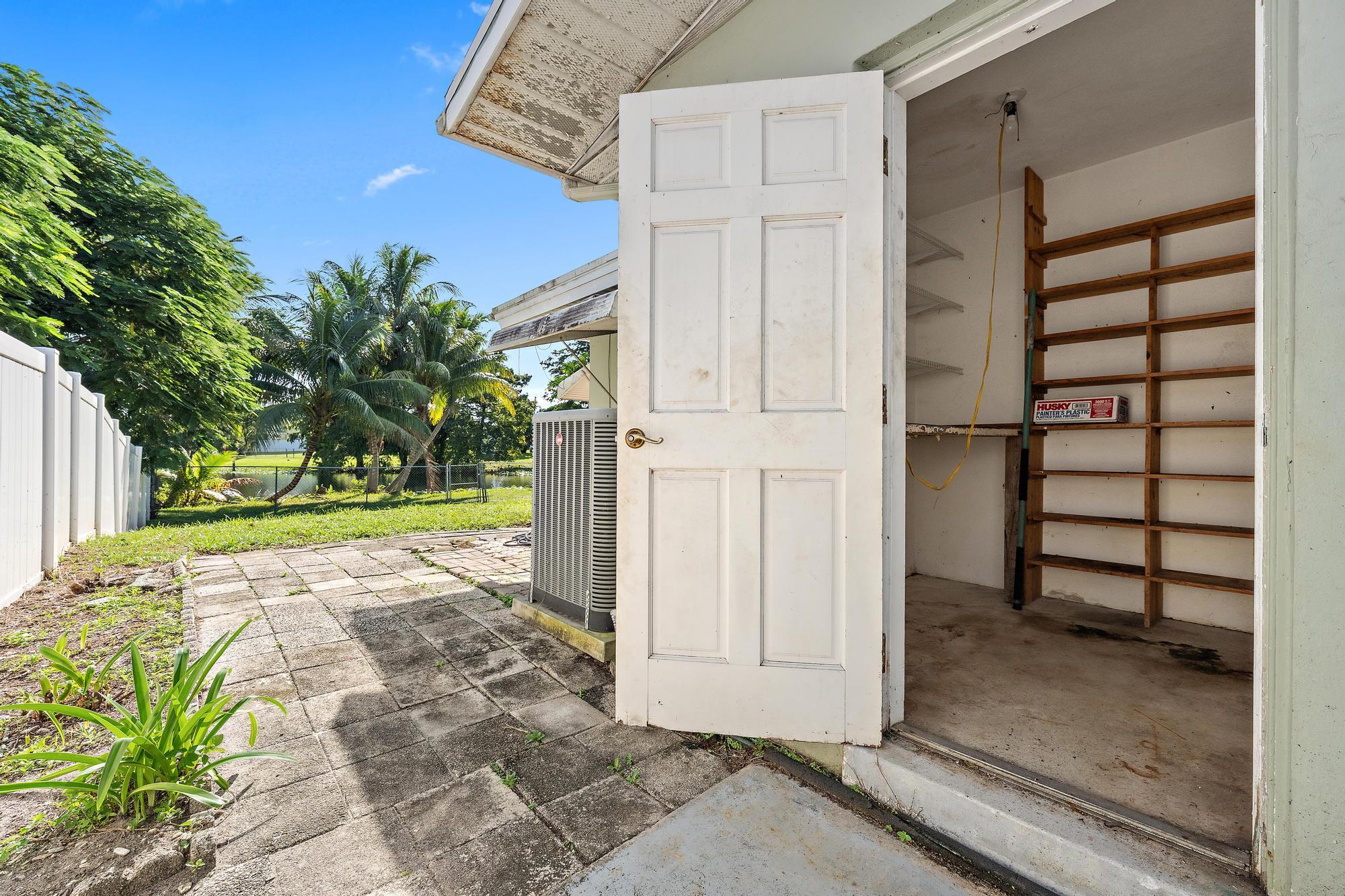 216 TAM O SHANTER, Palm Springs FL 33461