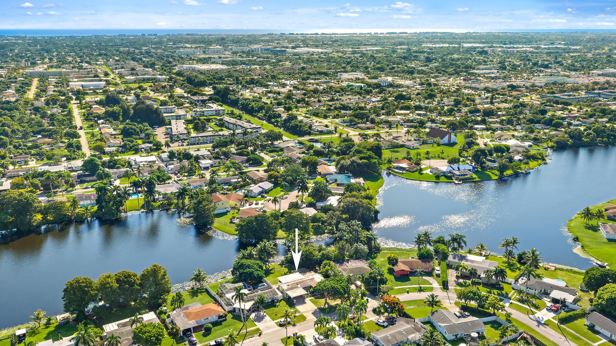 216 TAM O SHANTER, Palm Springs FL 33461