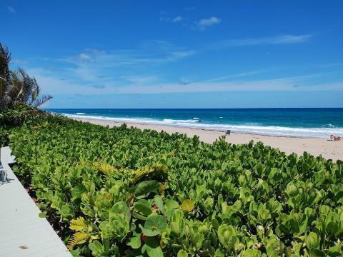 5500 OLD OCEAN #210, Ocean Ridge FL 33435