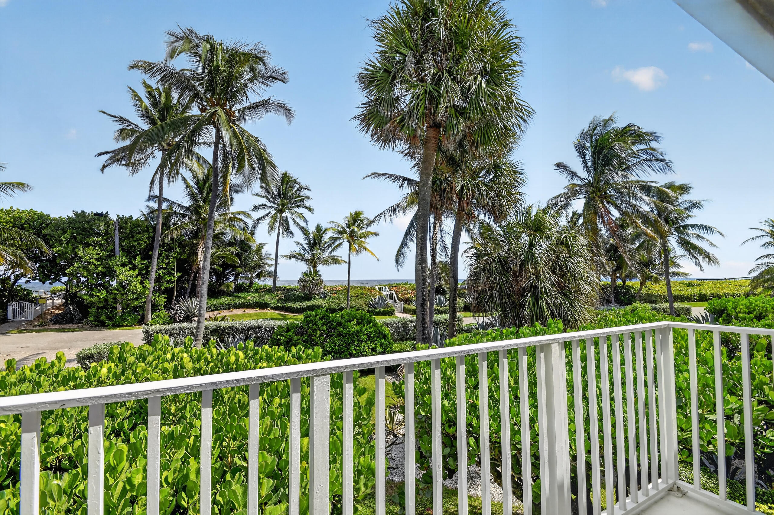 5500 OLD OCEAN #210, Ocean Ridge FL 33435