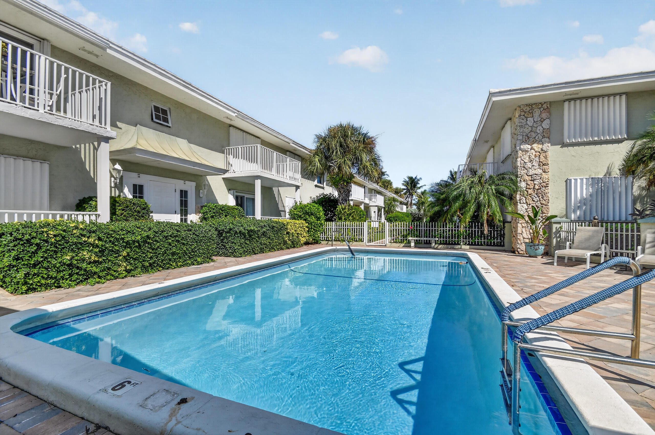 5500 OLD OCEAN #210, Ocean Ridge FL 33435