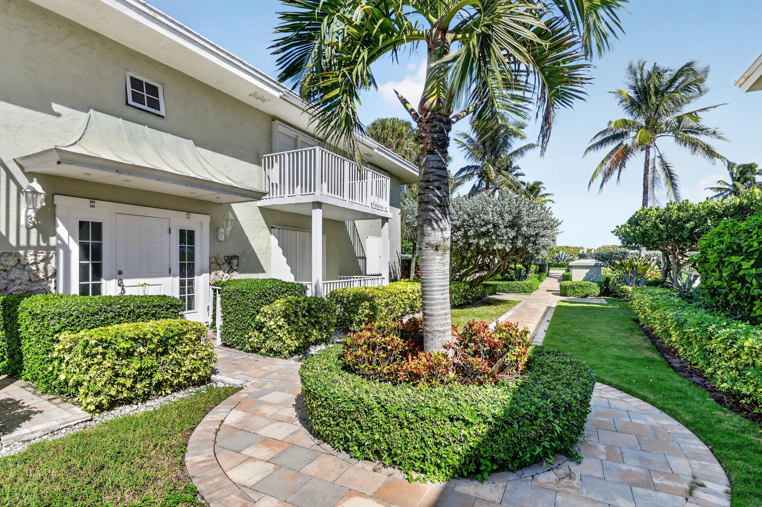 5500 OLD OCEAN #210, Ocean Ridge FL 33435