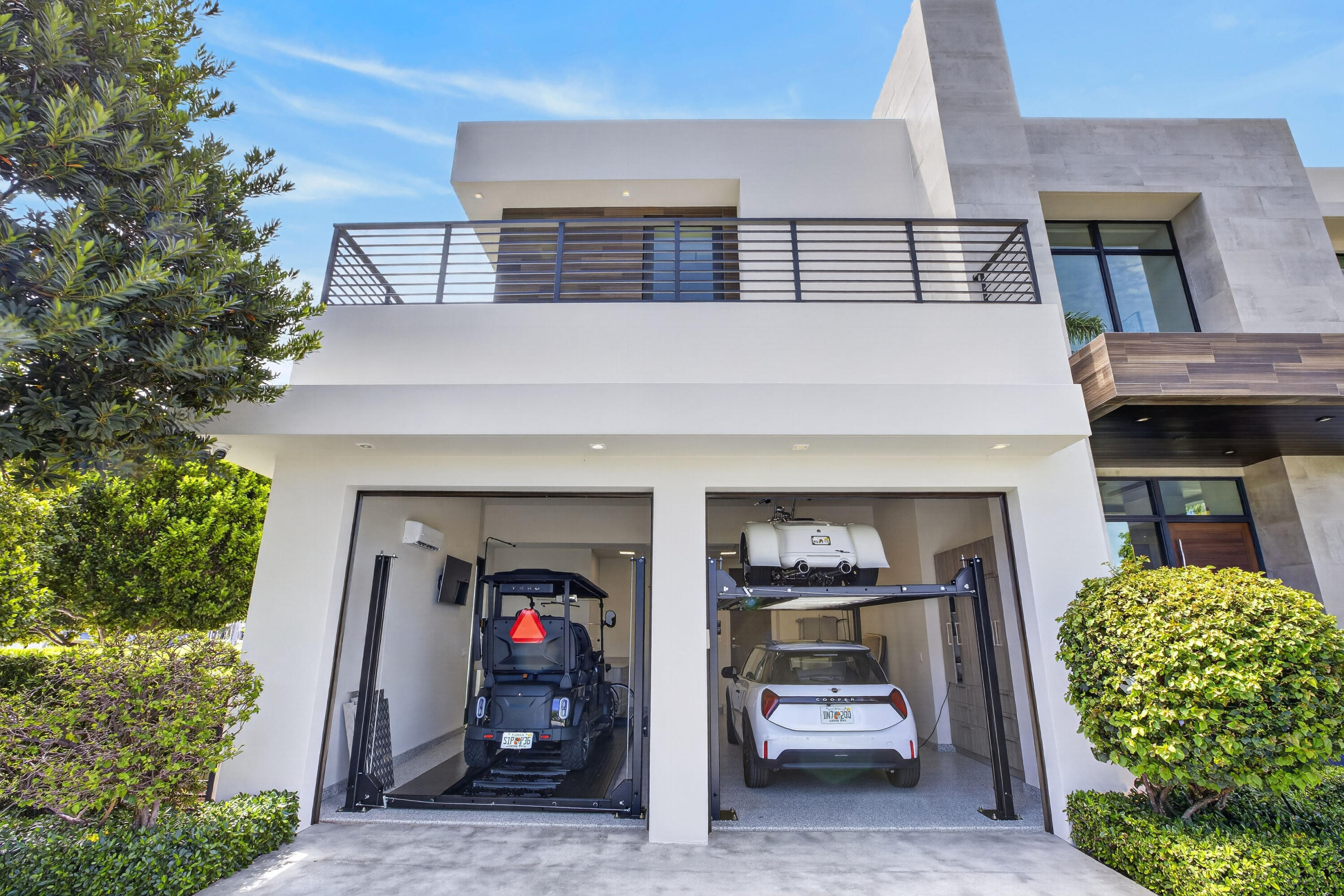 1 ROYAL PALM, Fort Lauderdale FL 33301