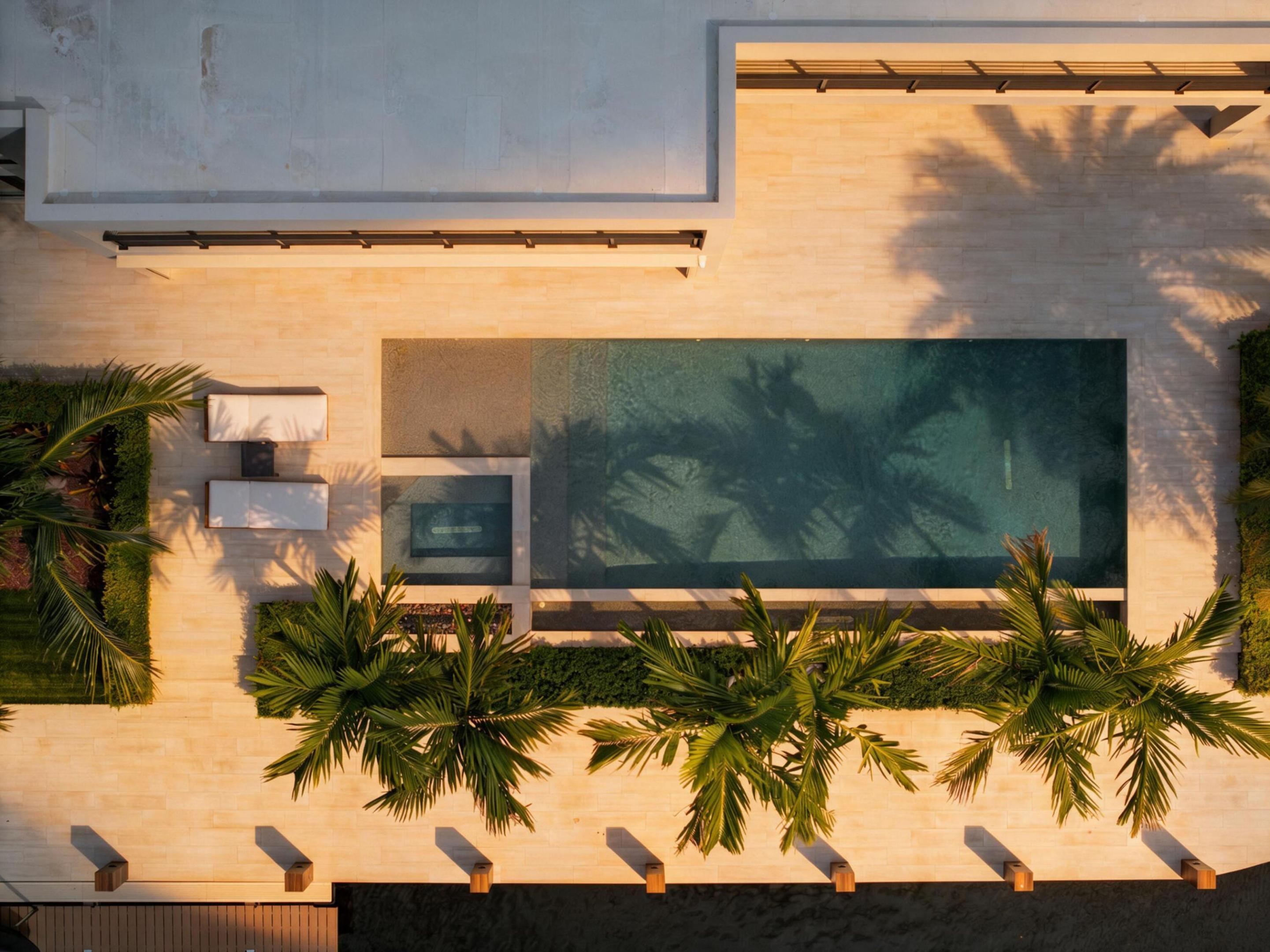 1 ROYAL PALM, Fort Lauderdale FL 33301
