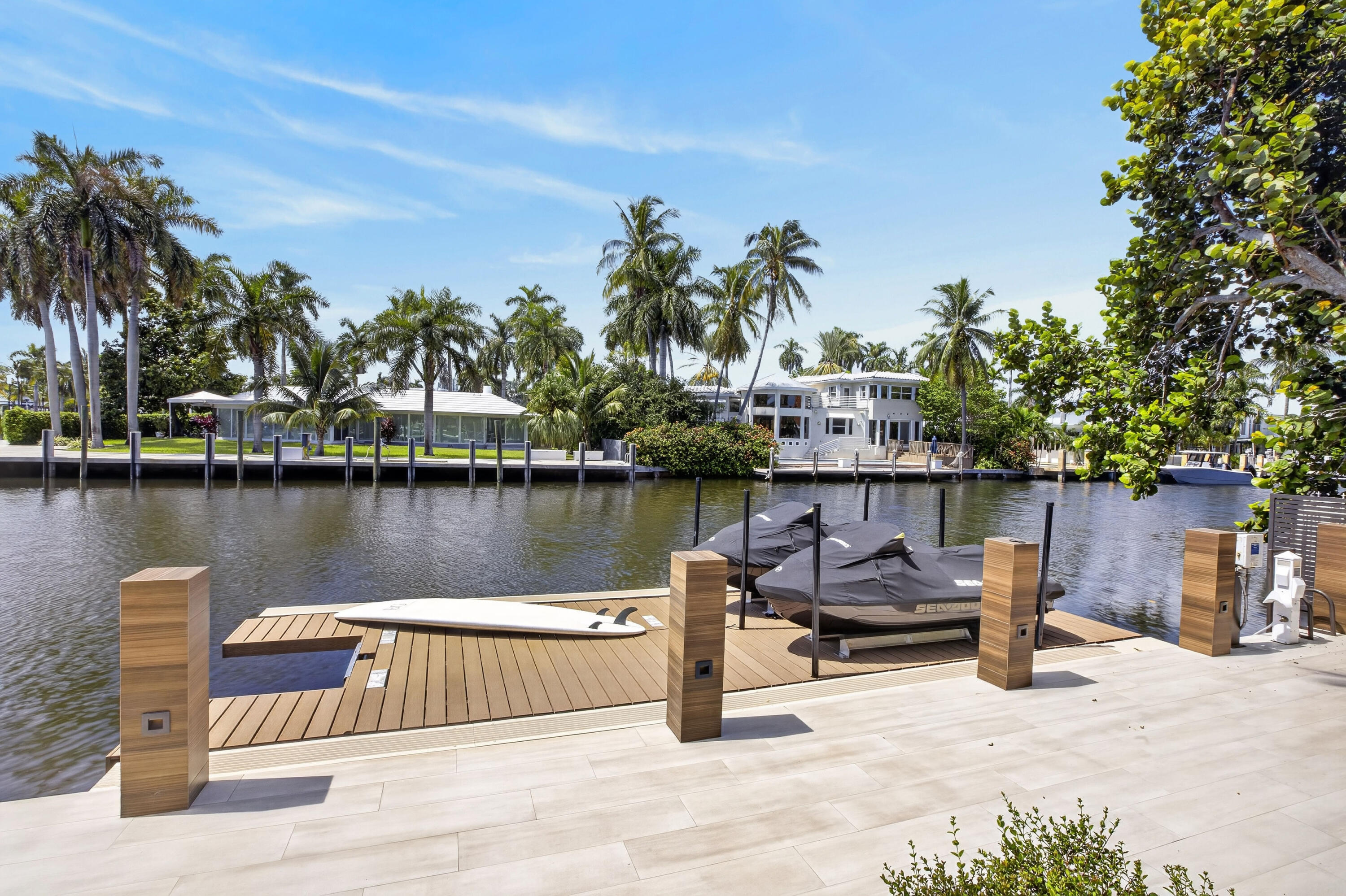 1 ROYAL PALM, Fort Lauderdale FL 33301