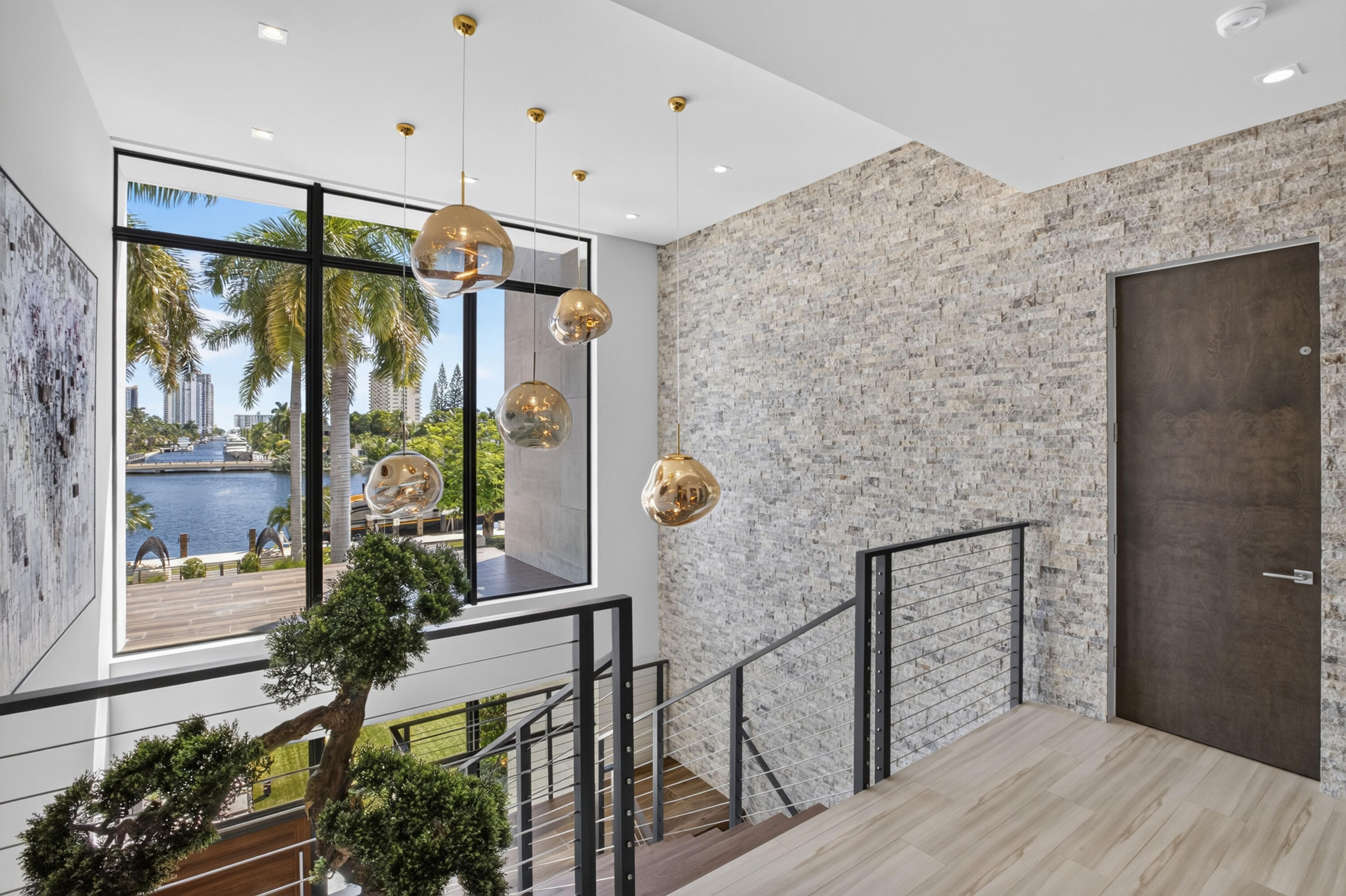 1 ROYAL PALM, Fort Lauderdale FL 33301