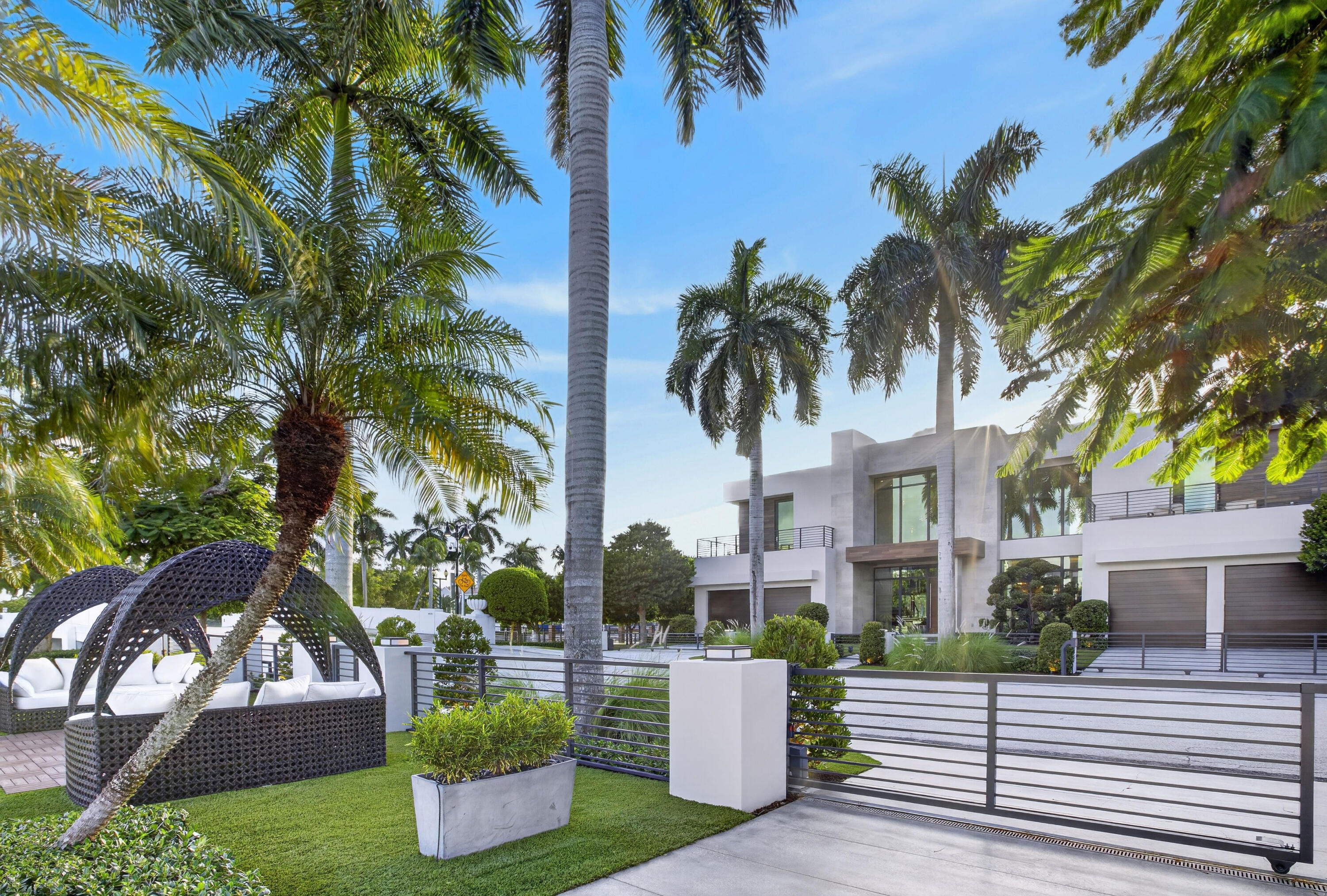 1 ROYAL PALM, Fort Lauderdale FL 33301