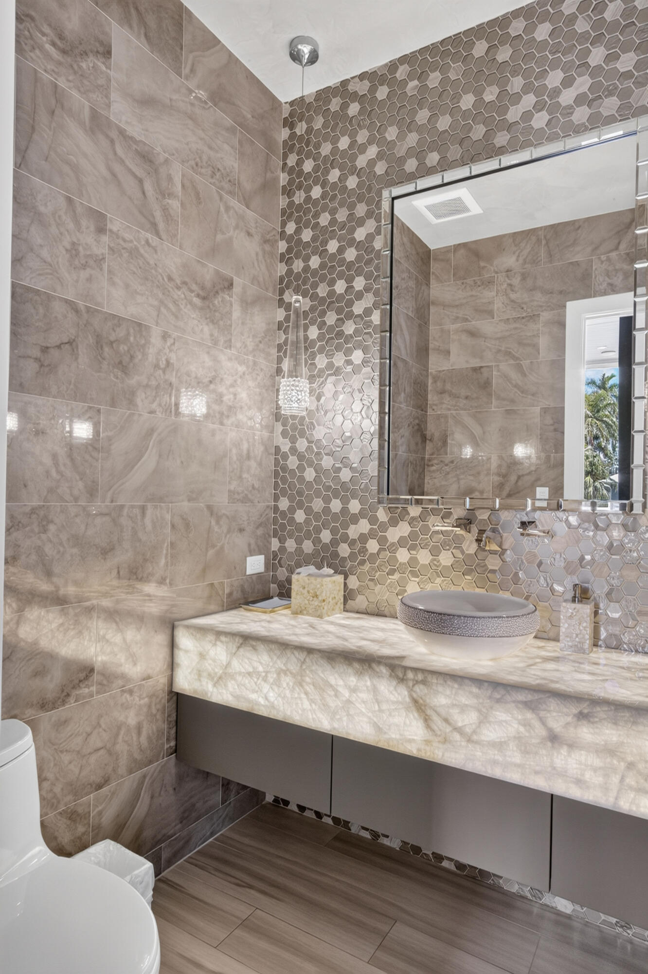 1 ROYAL PALM, Fort Lauderdale FL 33301
