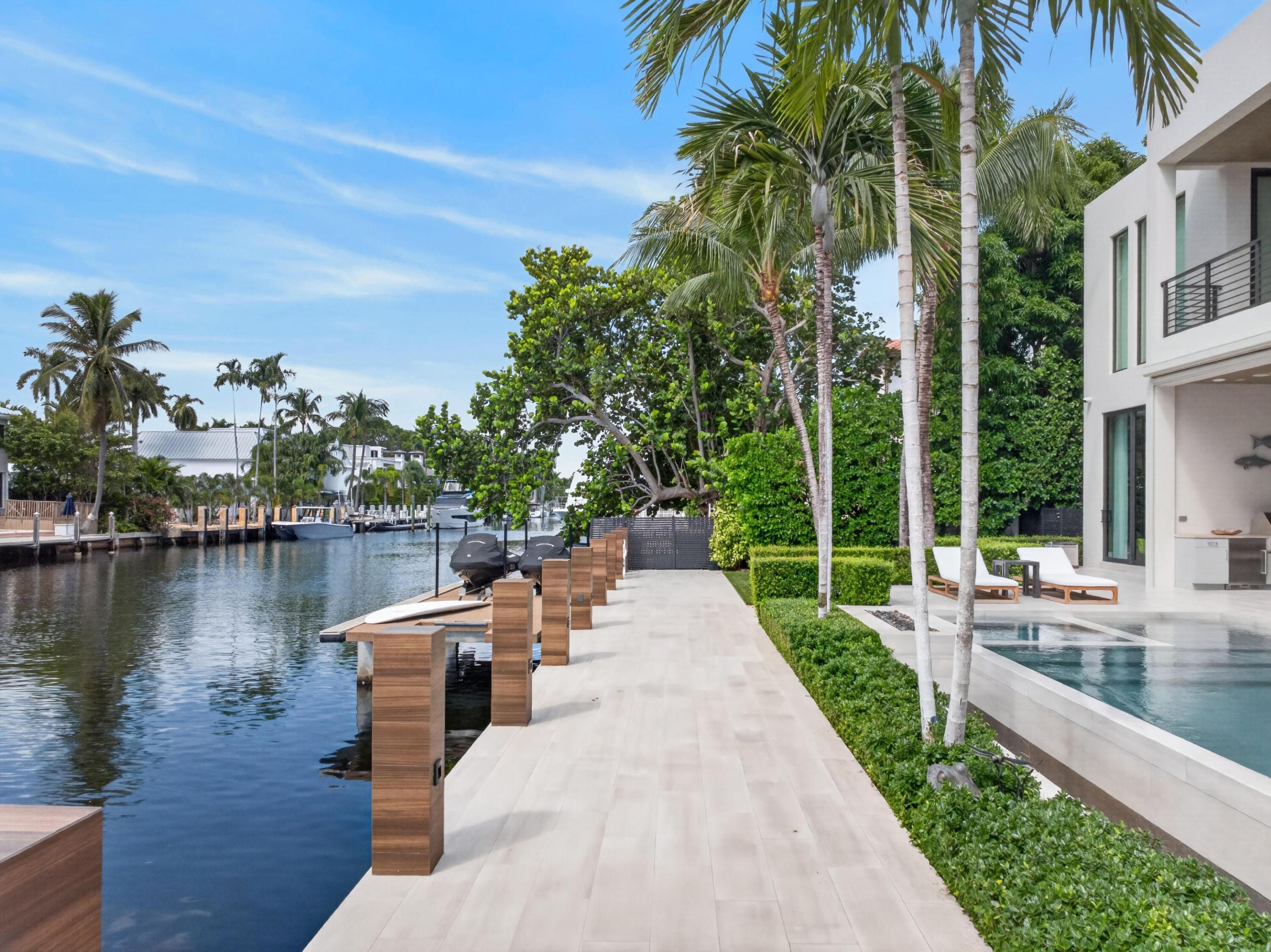 1 ROYAL PALM, Fort Lauderdale FL 33301