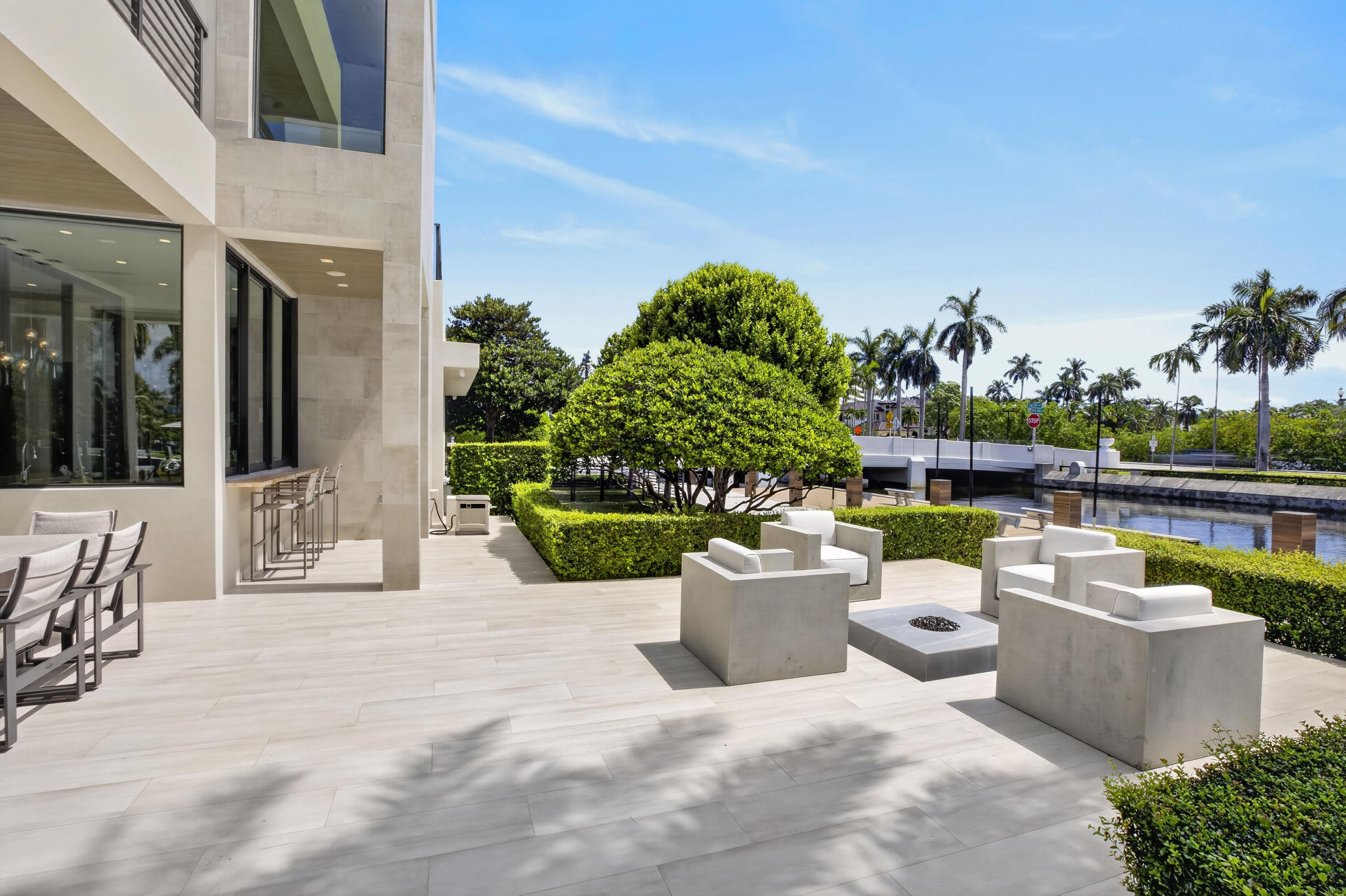 1 ROYAL PALM, Fort Lauderdale FL 33301