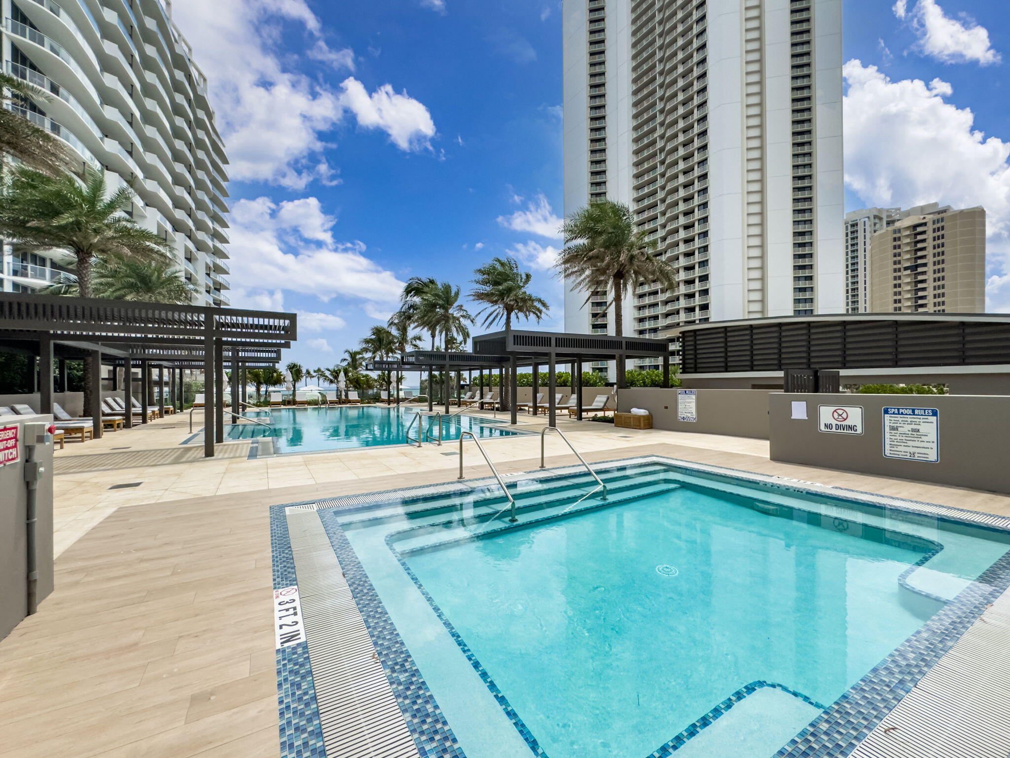 3100 N Ocean #P-805, Riviera Beach FL 33404