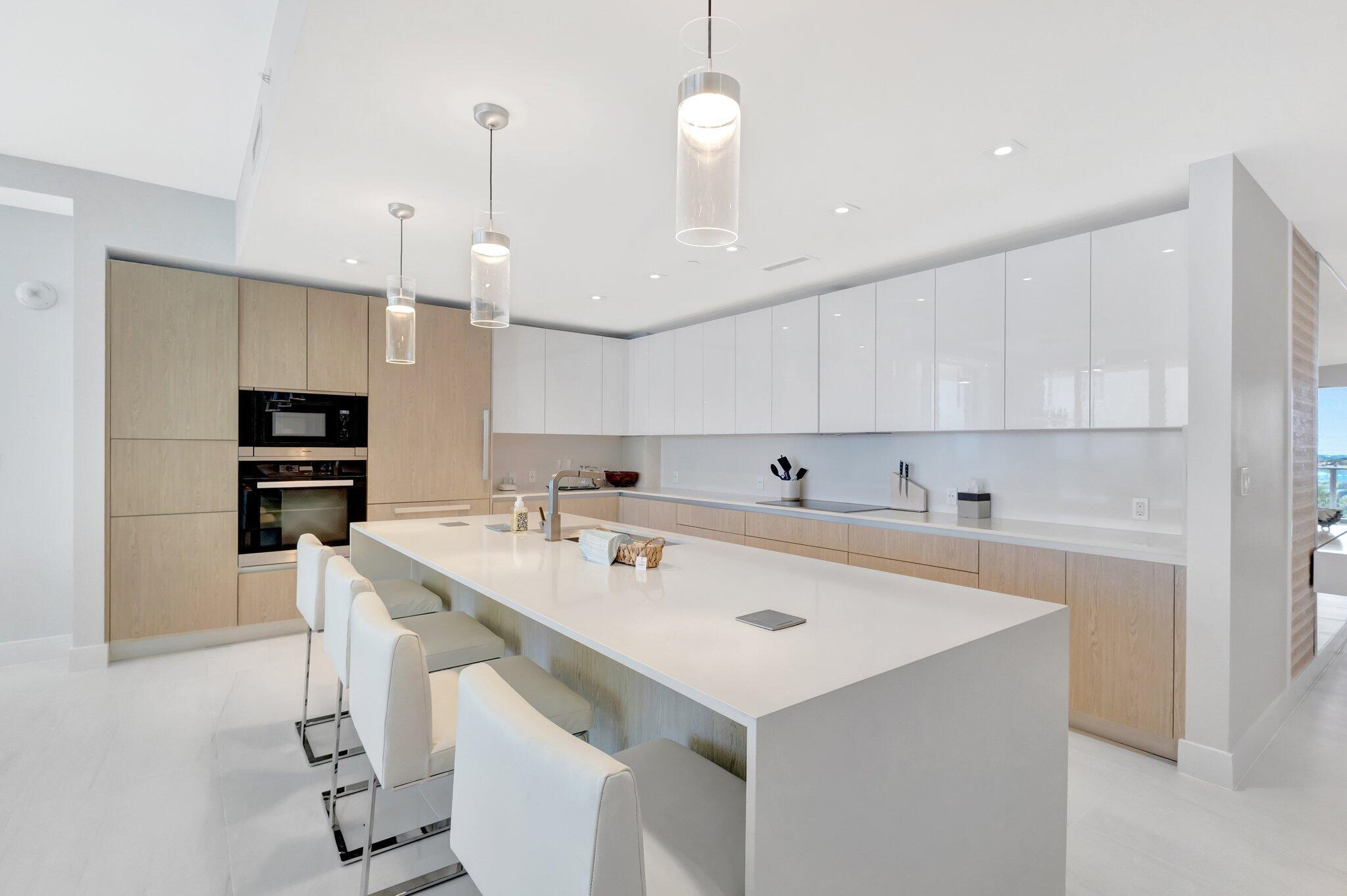 3100 N Ocean #P-805, Riviera Beach FL 33404