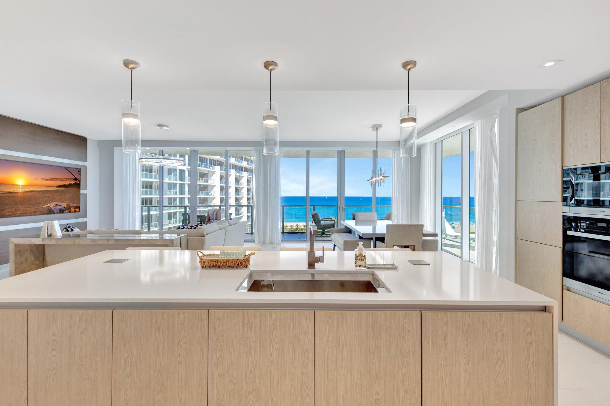 3100 N Ocean #P-805, Riviera Beach FL 33404