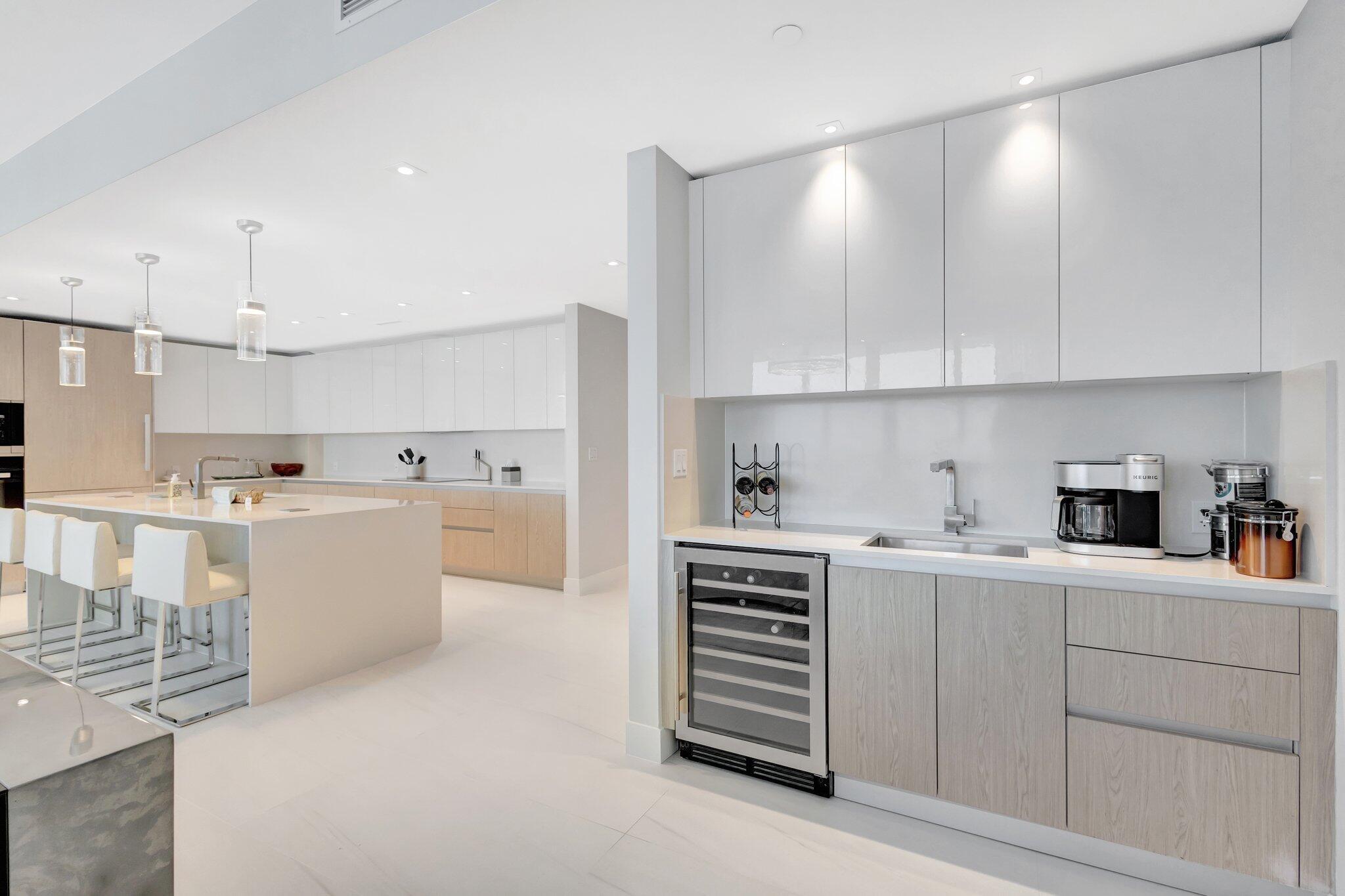 3100 N Ocean #P-805, Riviera Beach FL 33404