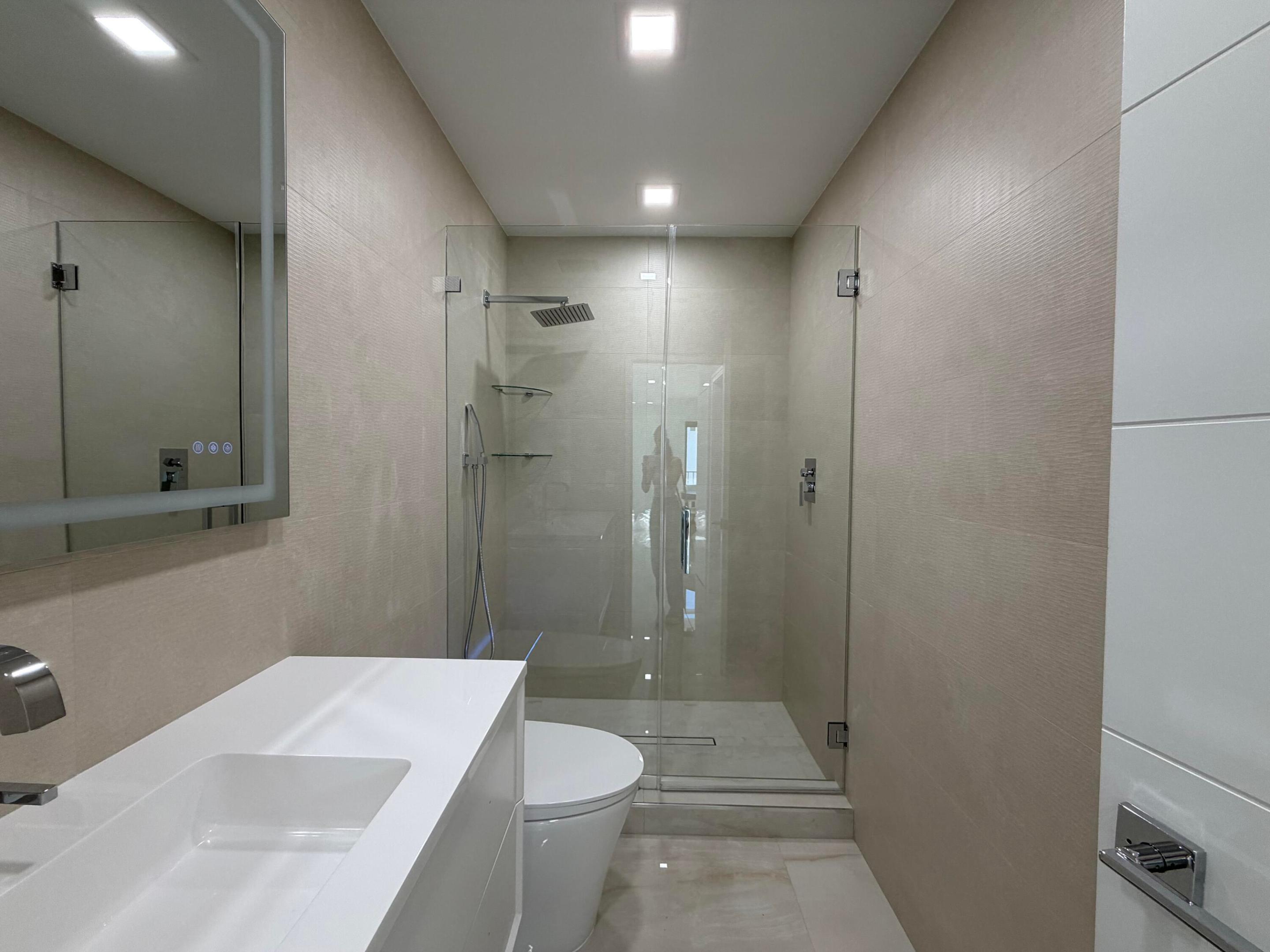 7689 Glendevon #1805, Delray Beach FL 33446