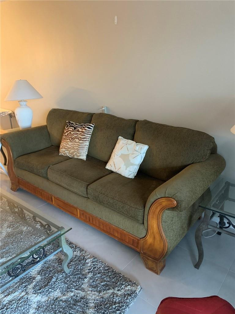 2305 LUCAYA #L4, Coconut Creek FL 33066