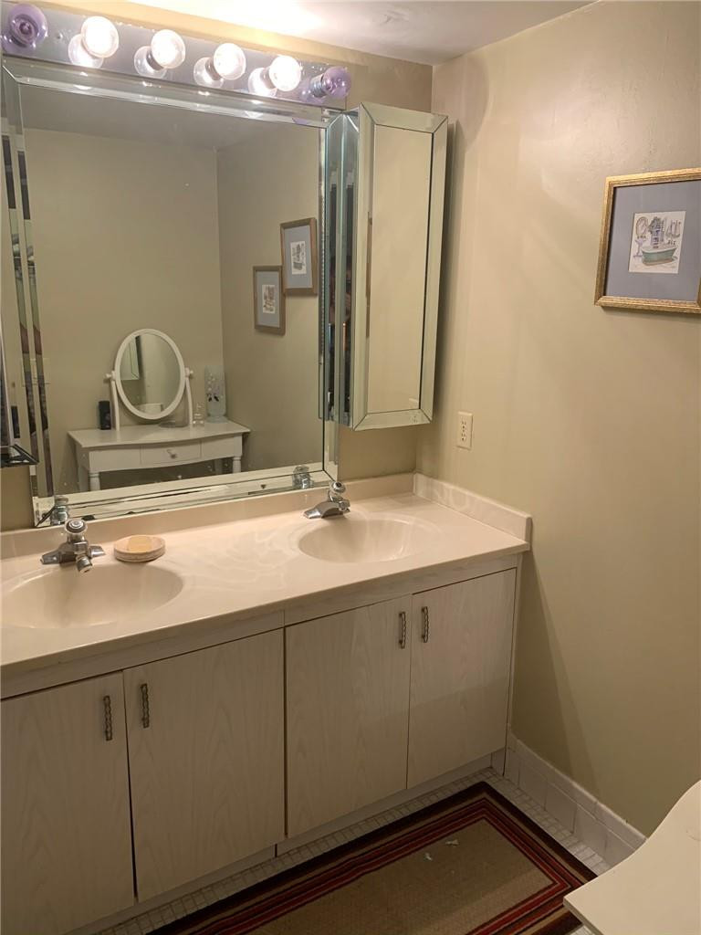 2305 LUCAYA #L4, Coconut Creek FL 33066