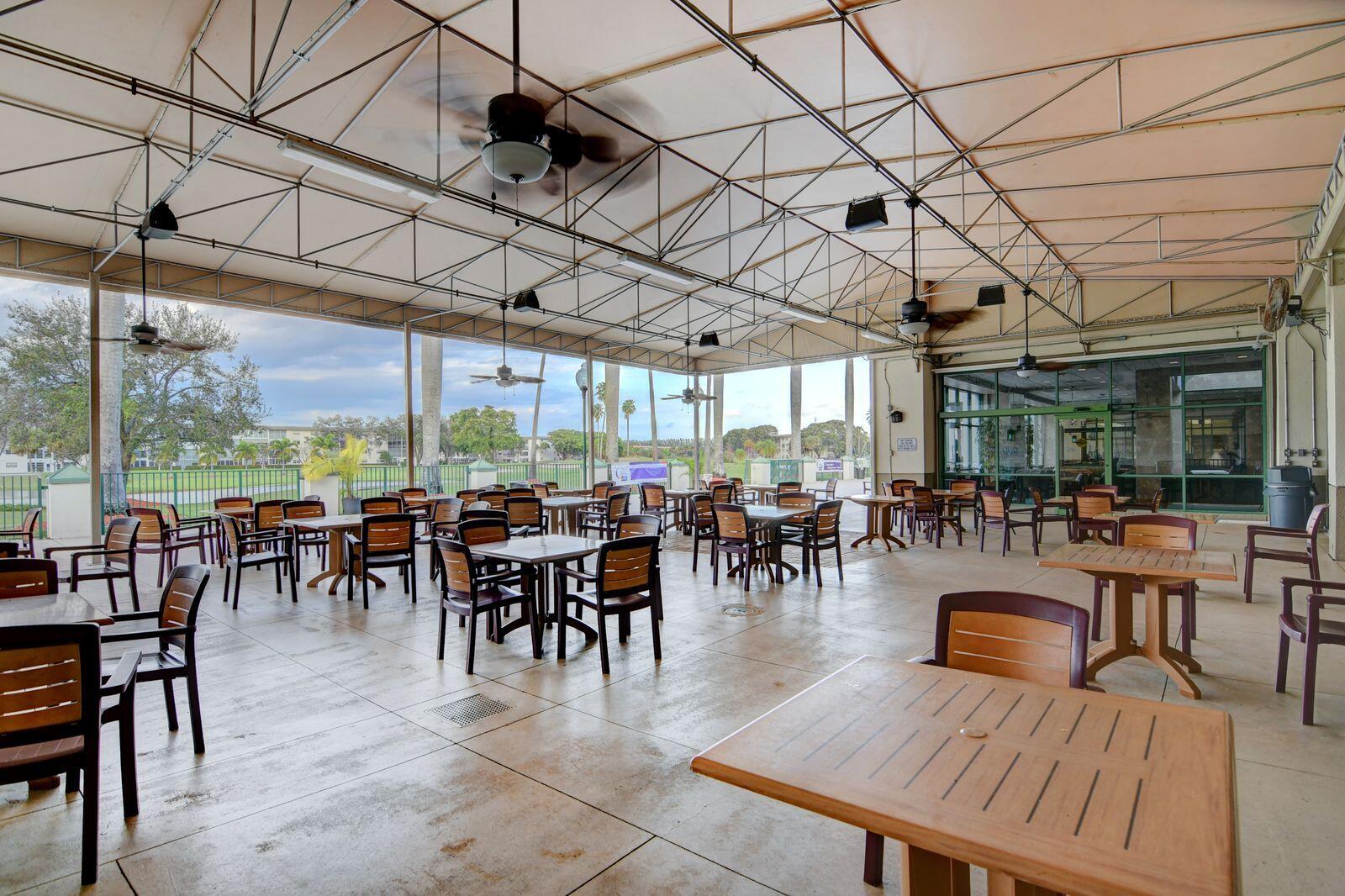 2305 LUCAYA #L4, Coconut Creek FL 33066