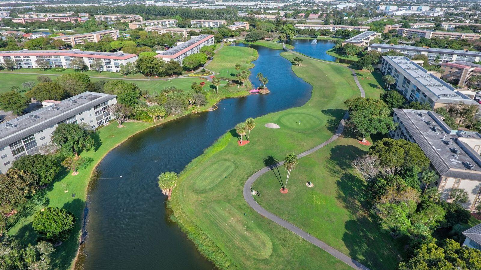 2305 LUCAYA #L4, Coconut Creek FL 33066