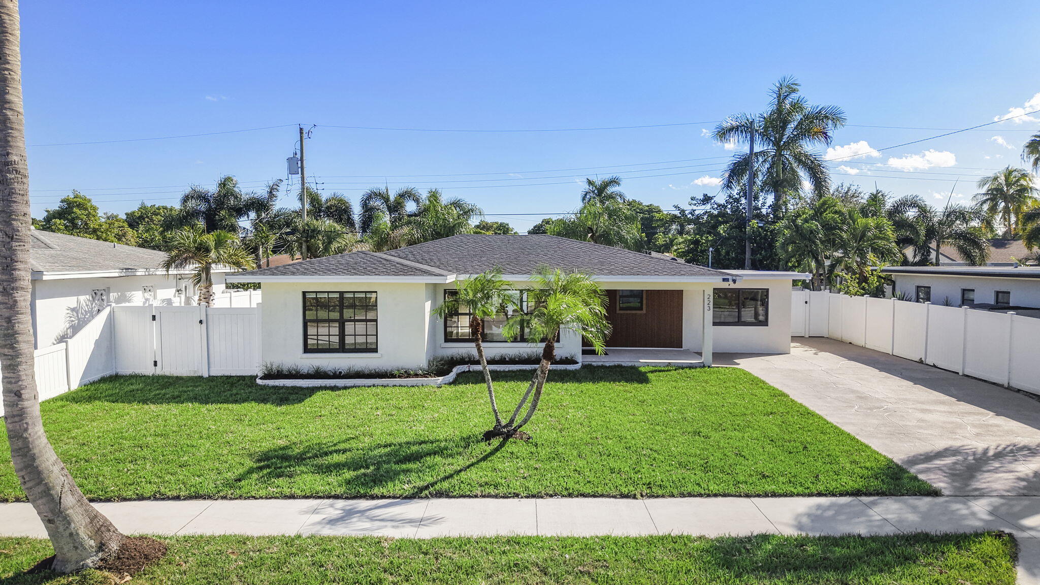 223 Vanderbilt, Lake Worth FL 33460