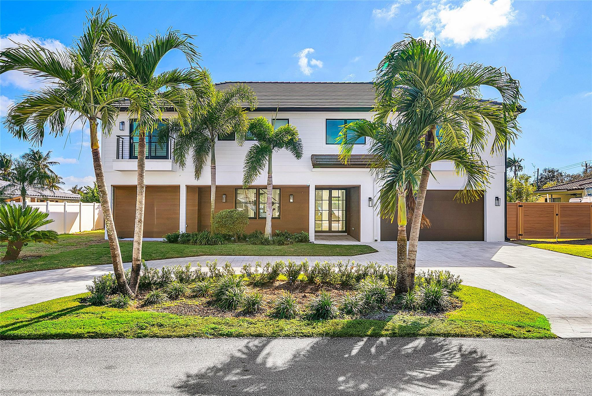 8 LEEWARD, Tequesta FL 33469
