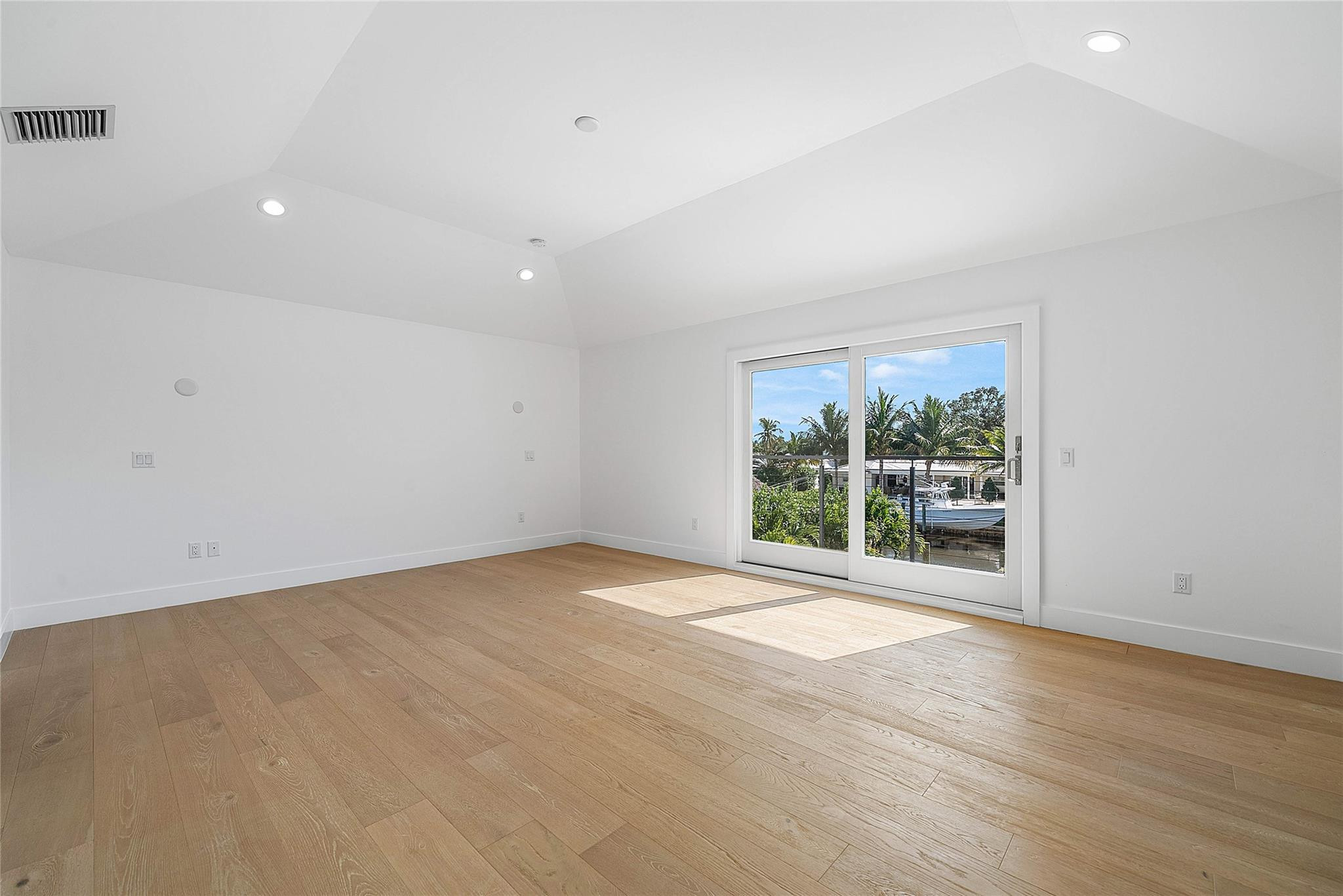 8 LEEWARD, Tequesta FL 33469