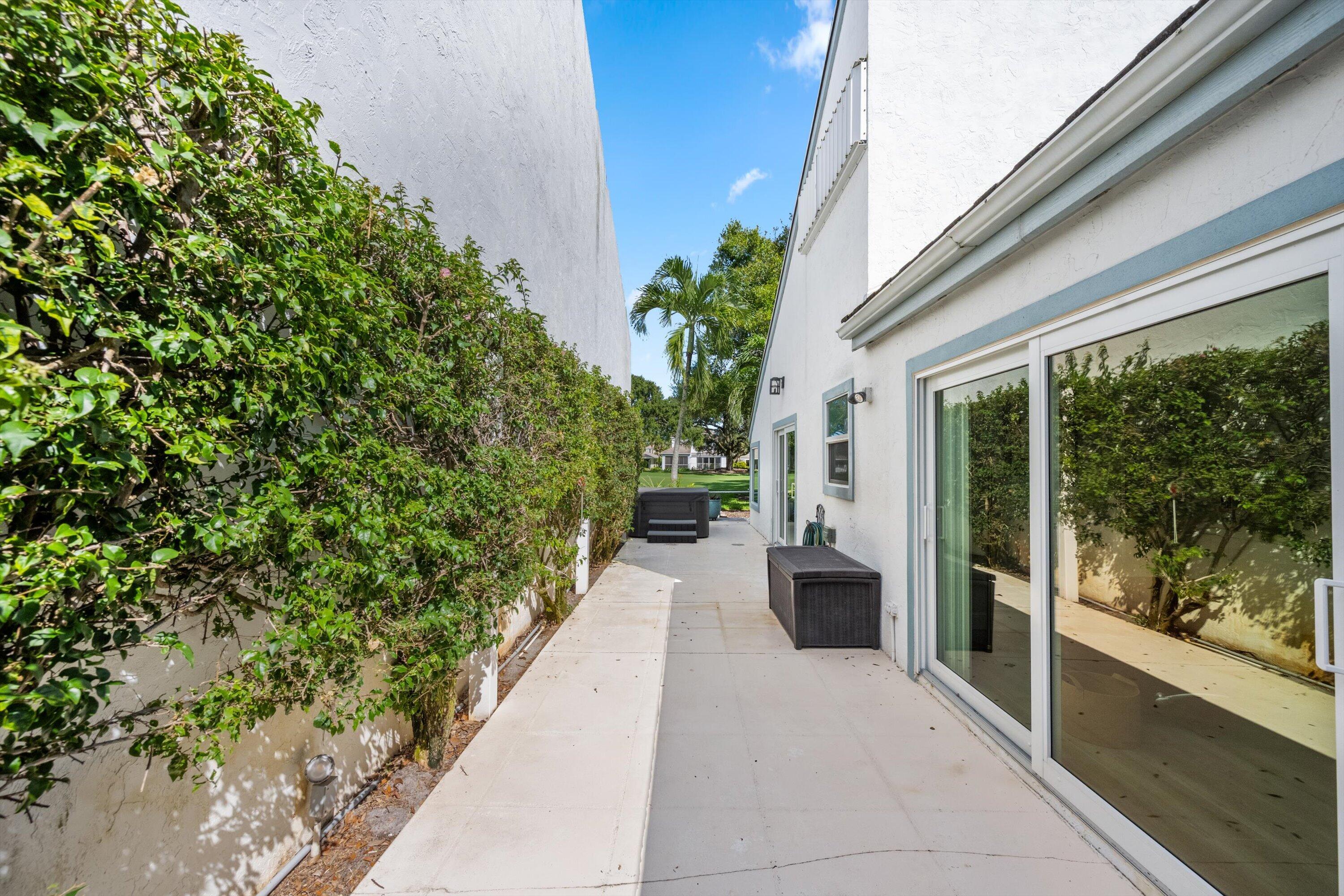 17014 TRAVERSE, Jupiter FL 33477