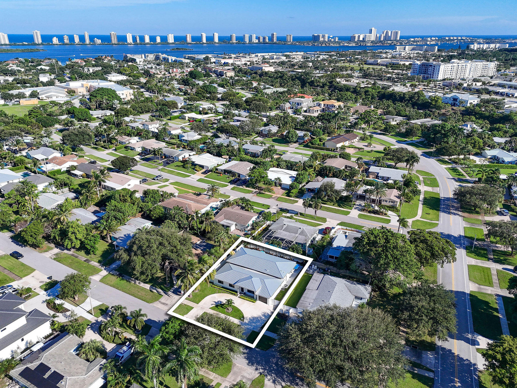540 Driftwood, North Palm Beach FL 33408