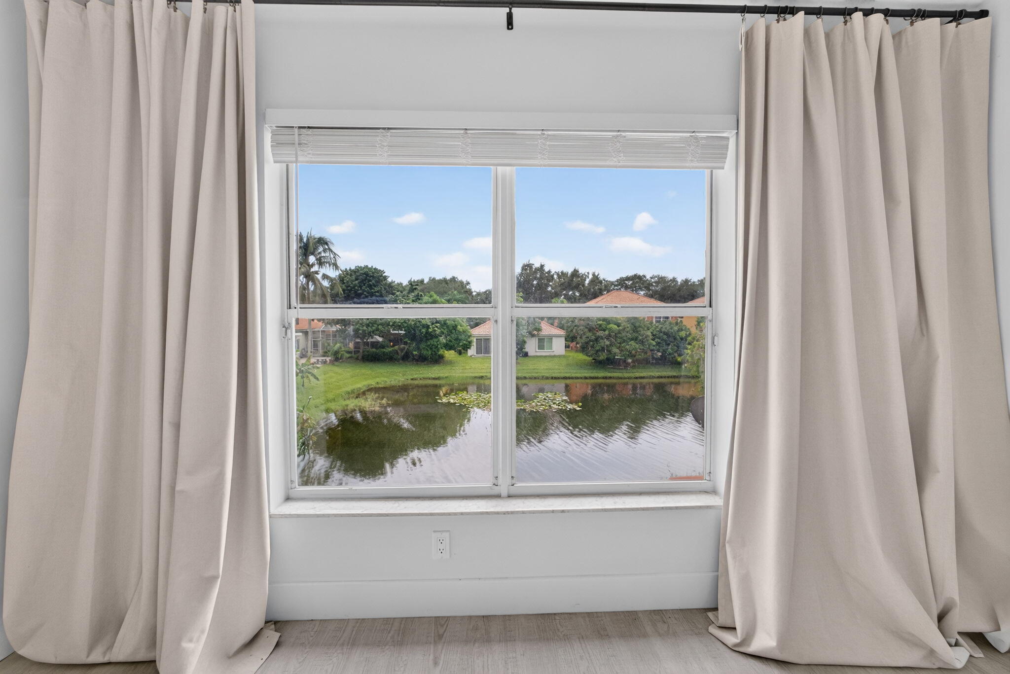 1043 Aspri, Riviera Beach FL 33418