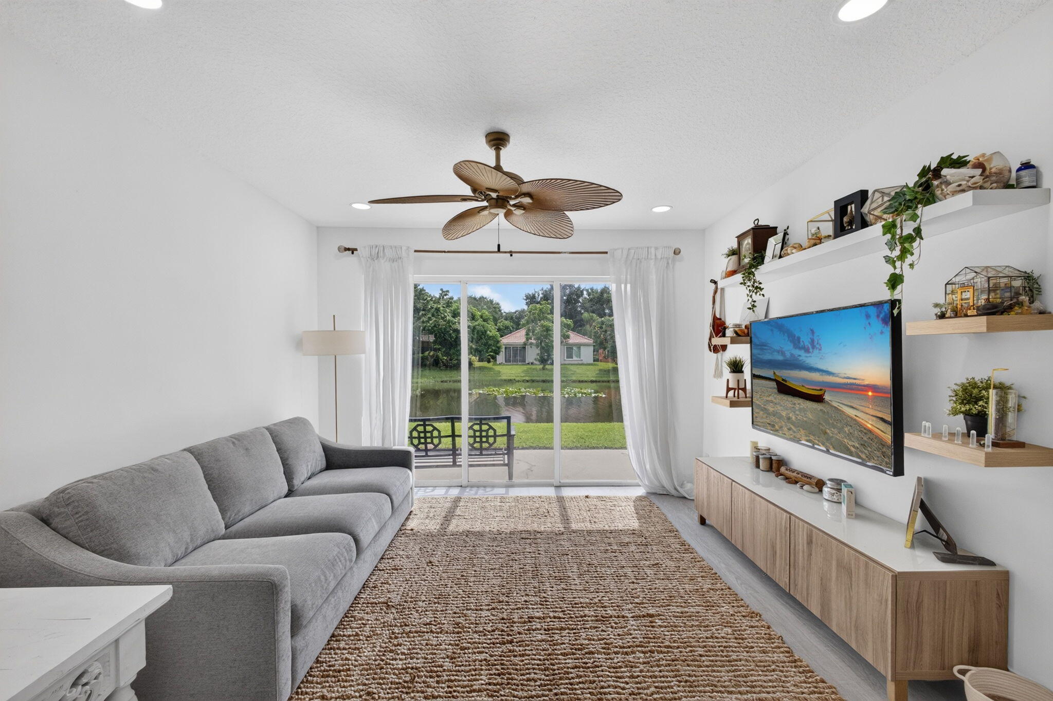 1043 Aspri, Riviera Beach FL 33418
