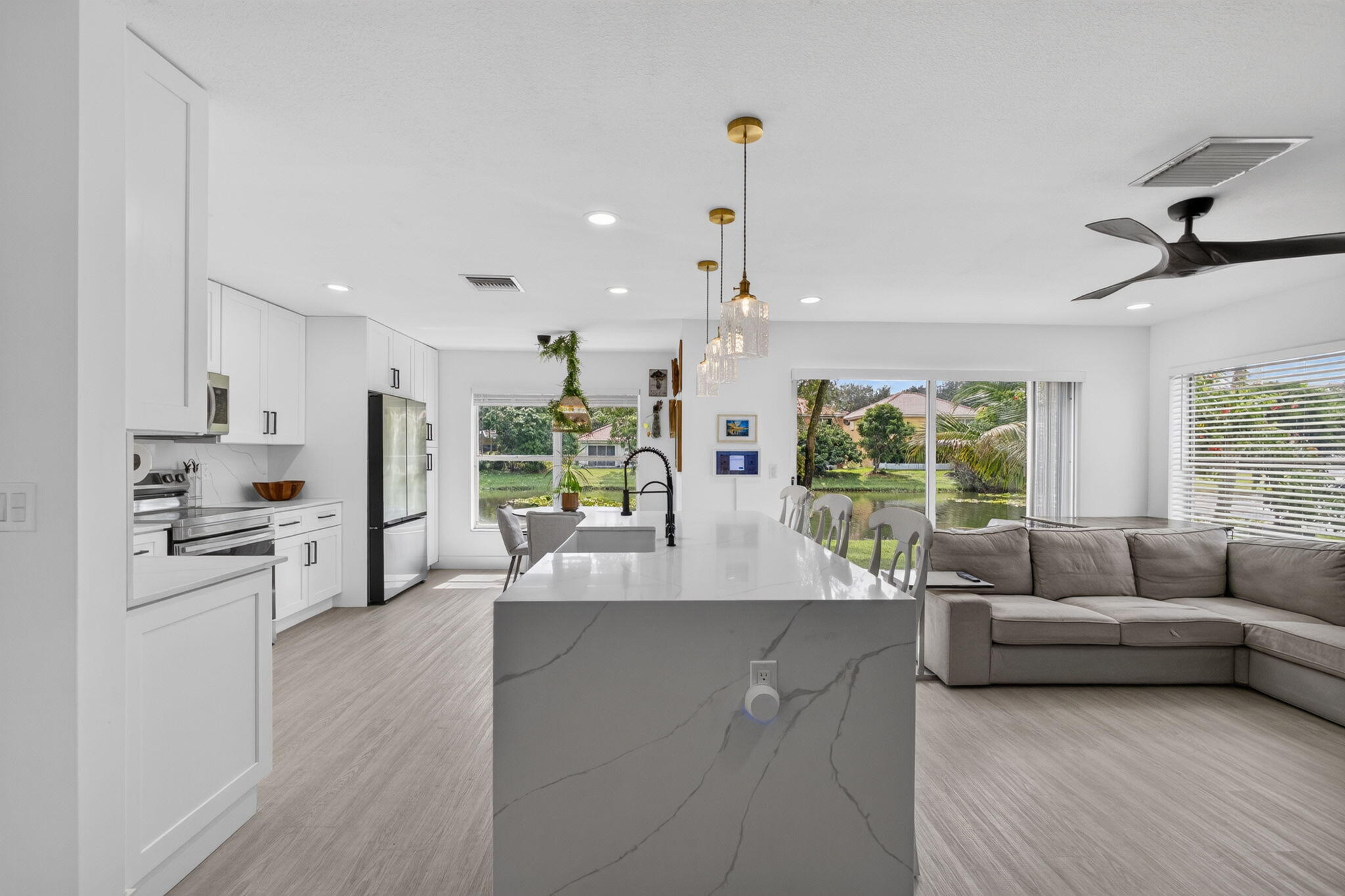 1043 Aspri, Riviera Beach FL 33418