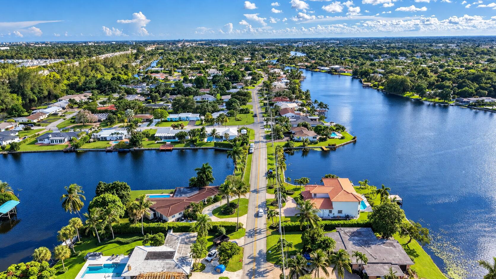 7438 Pine Tree, West Palm Beach FL 33406