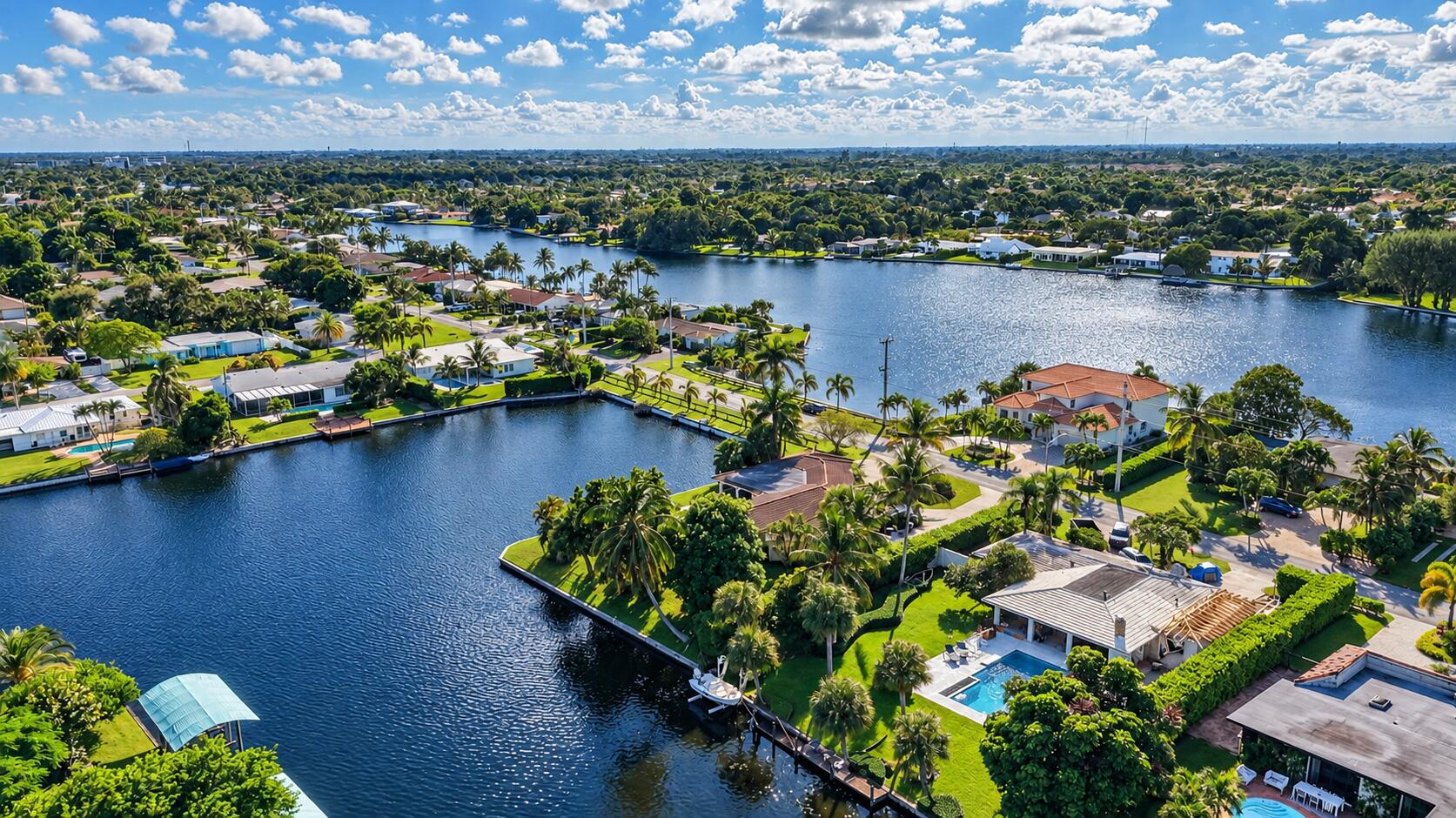 7438 Pine Tree, West Palm Beach FL 33406