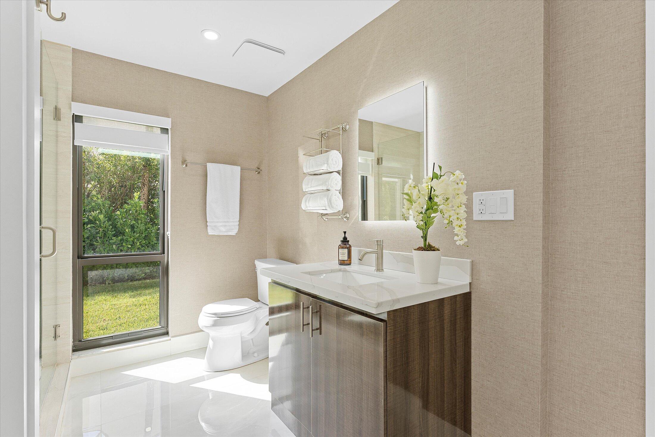 800 ANDREWS #9, Delray Beach FL 33483