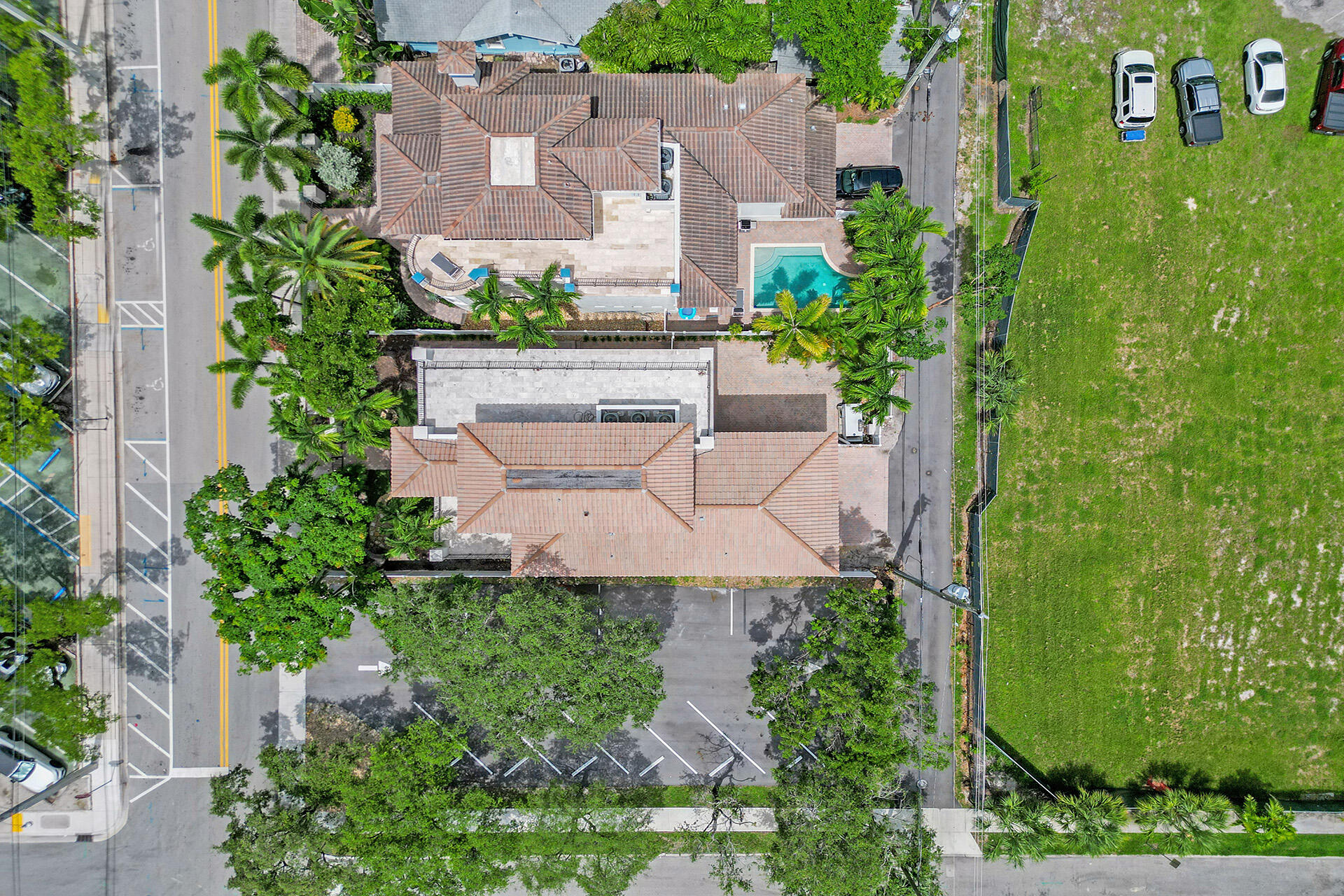 827 SE 2ND, Fort Lauderdale FL 33301