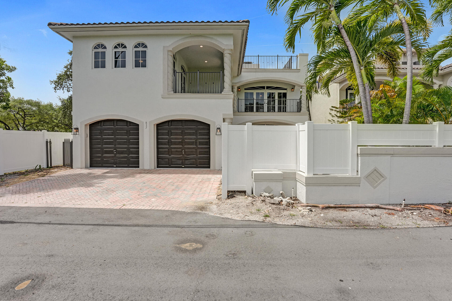 827 SE 2ND, Fort Lauderdale FL 33301