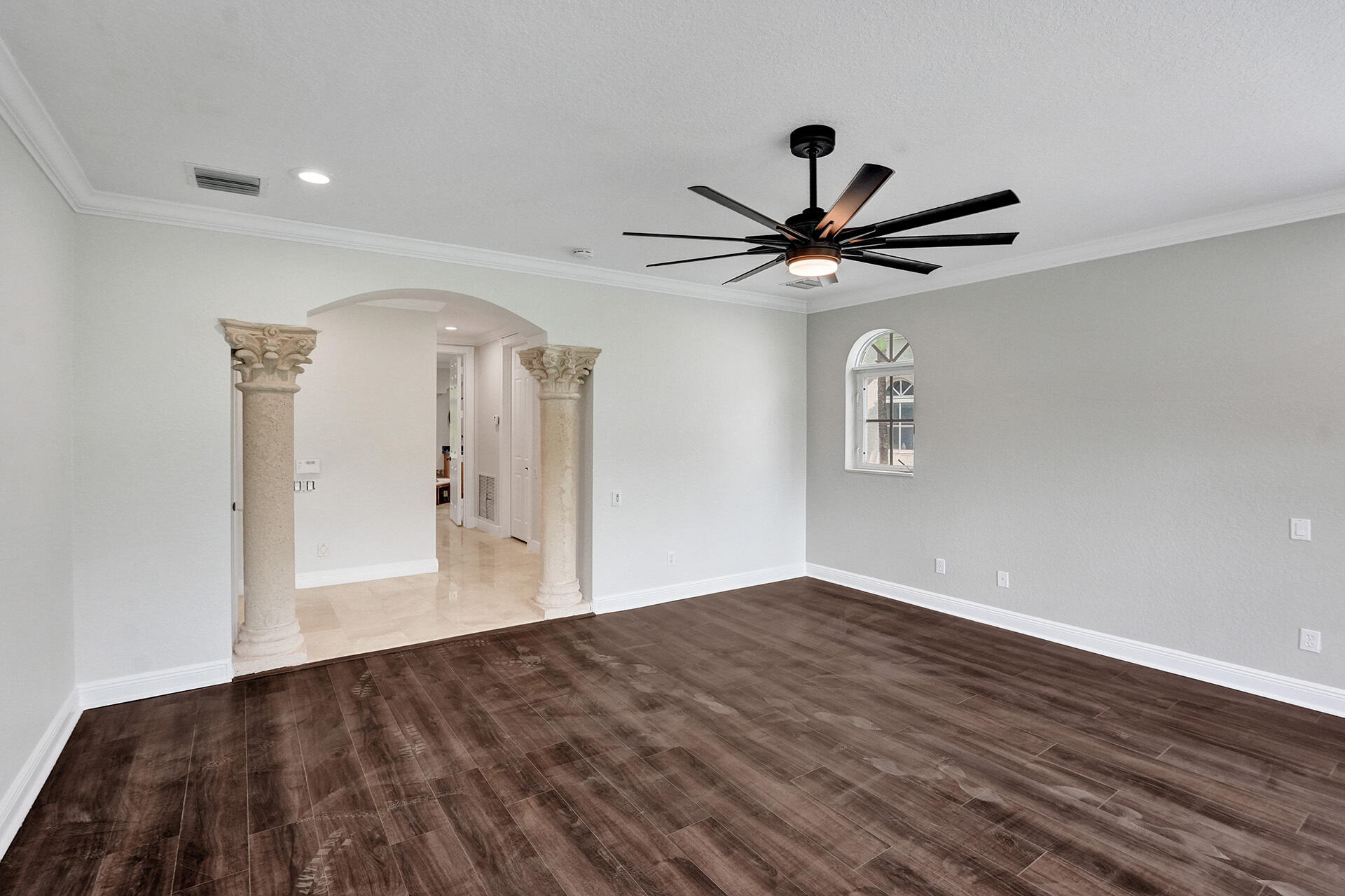 827 SE 2ND, Fort Lauderdale FL 33301
