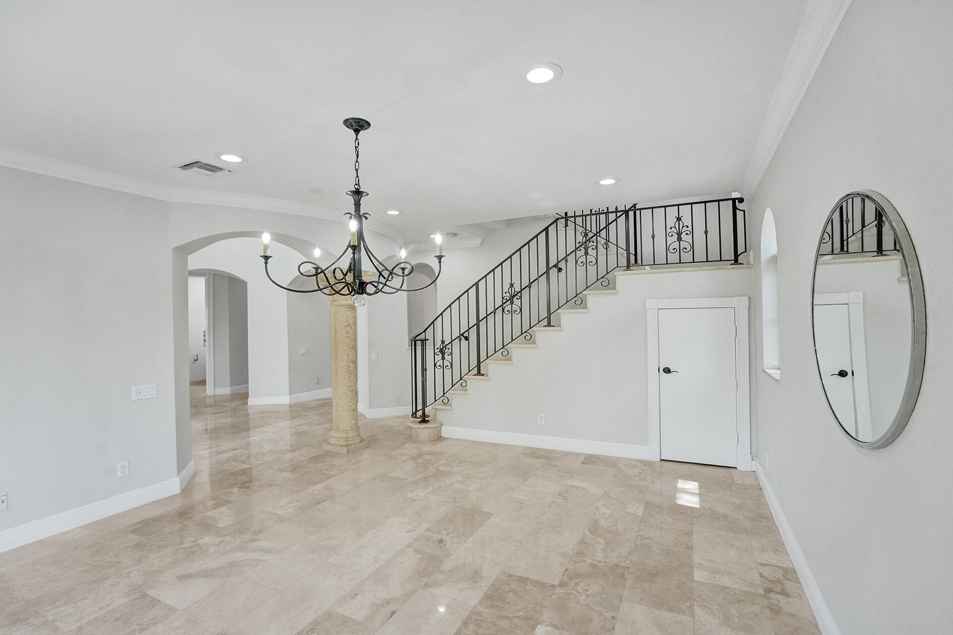 827 SE 2ND, Fort Lauderdale FL 33301