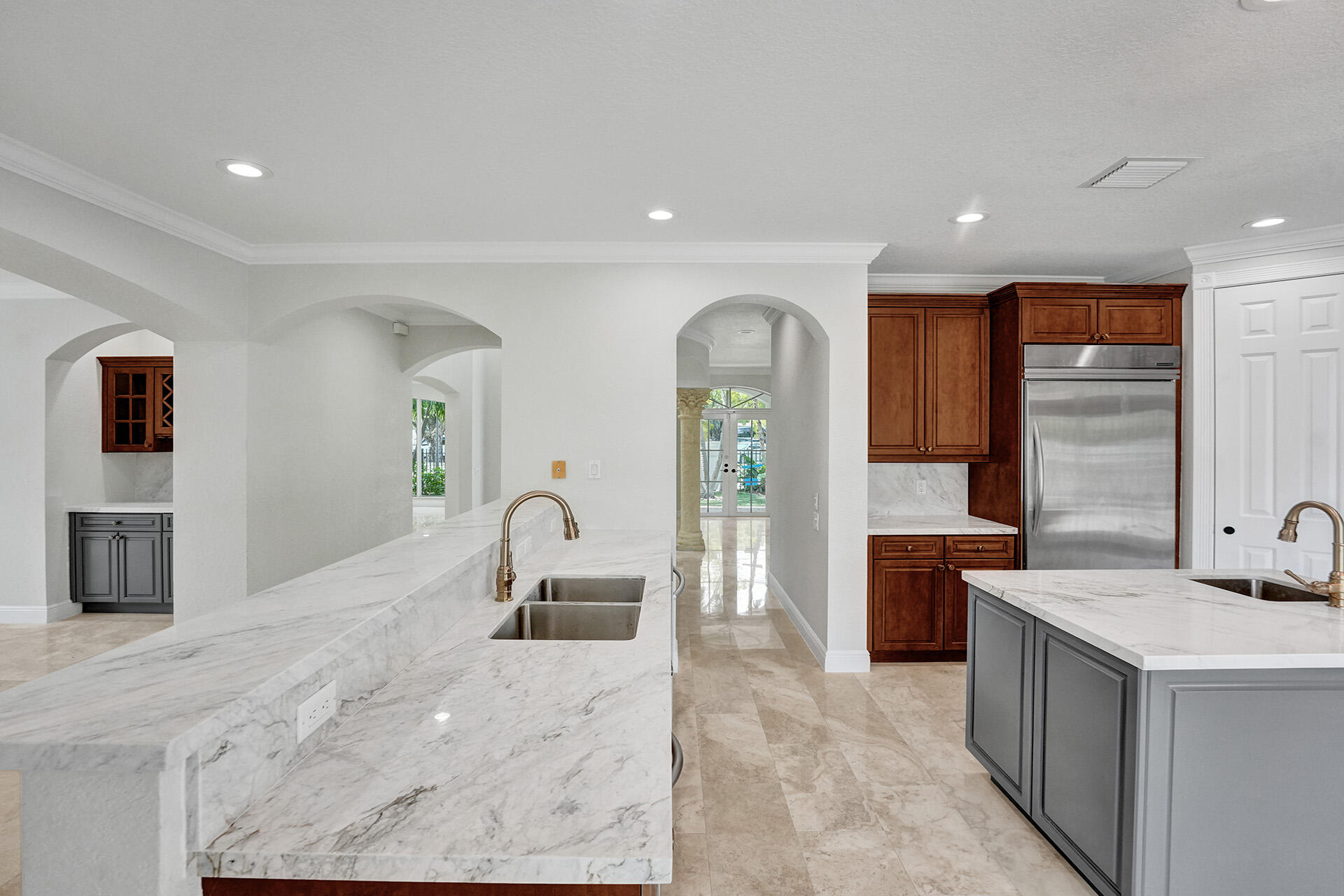 827 SE 2ND, Fort Lauderdale FL 33301