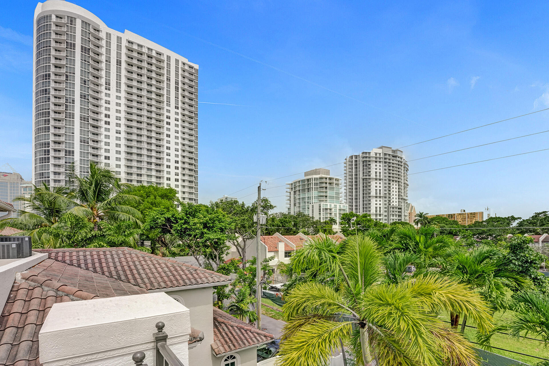 827 SE 2ND, Fort Lauderdale FL 33301