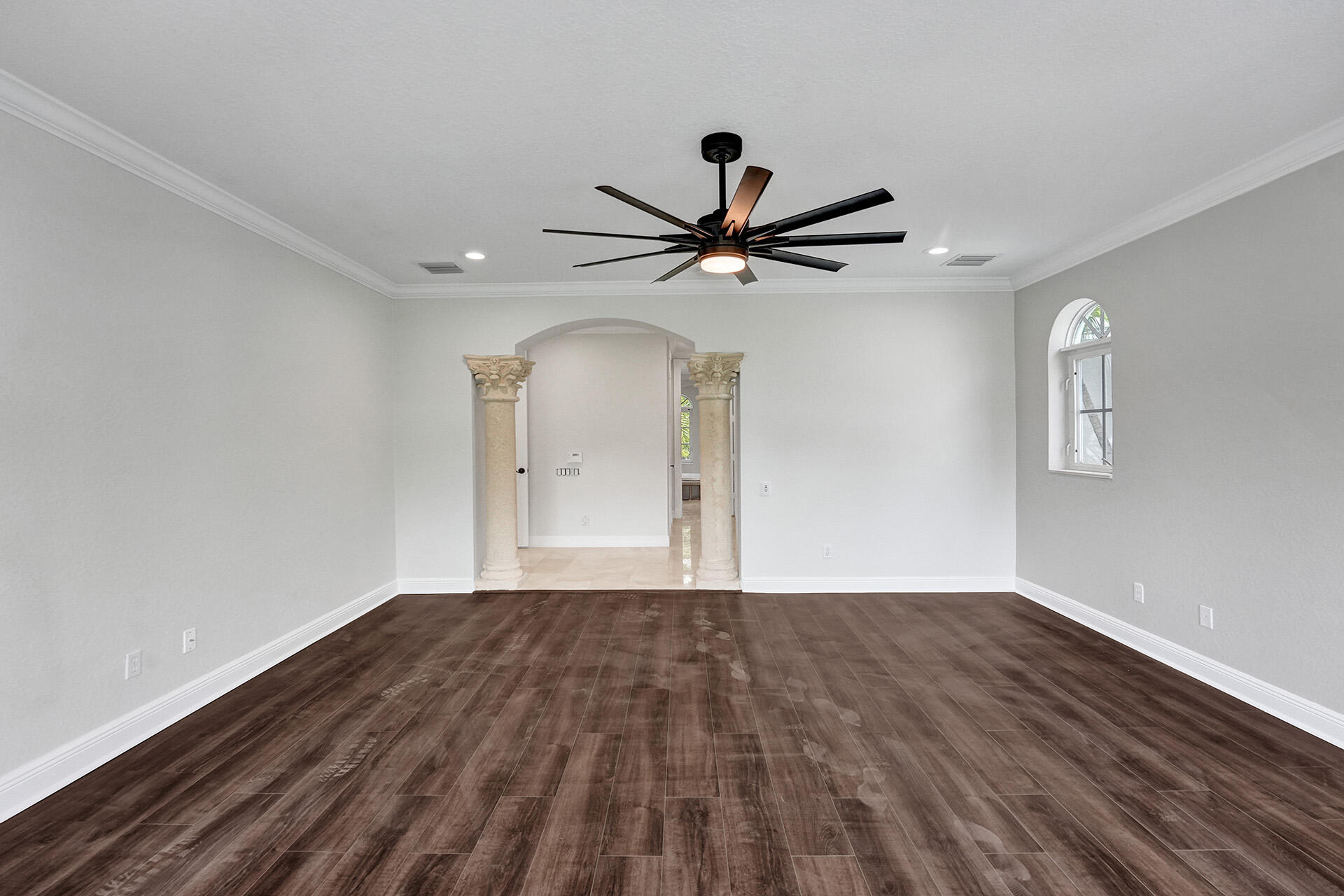 827 SE 2ND, Fort Lauderdale FL 33301