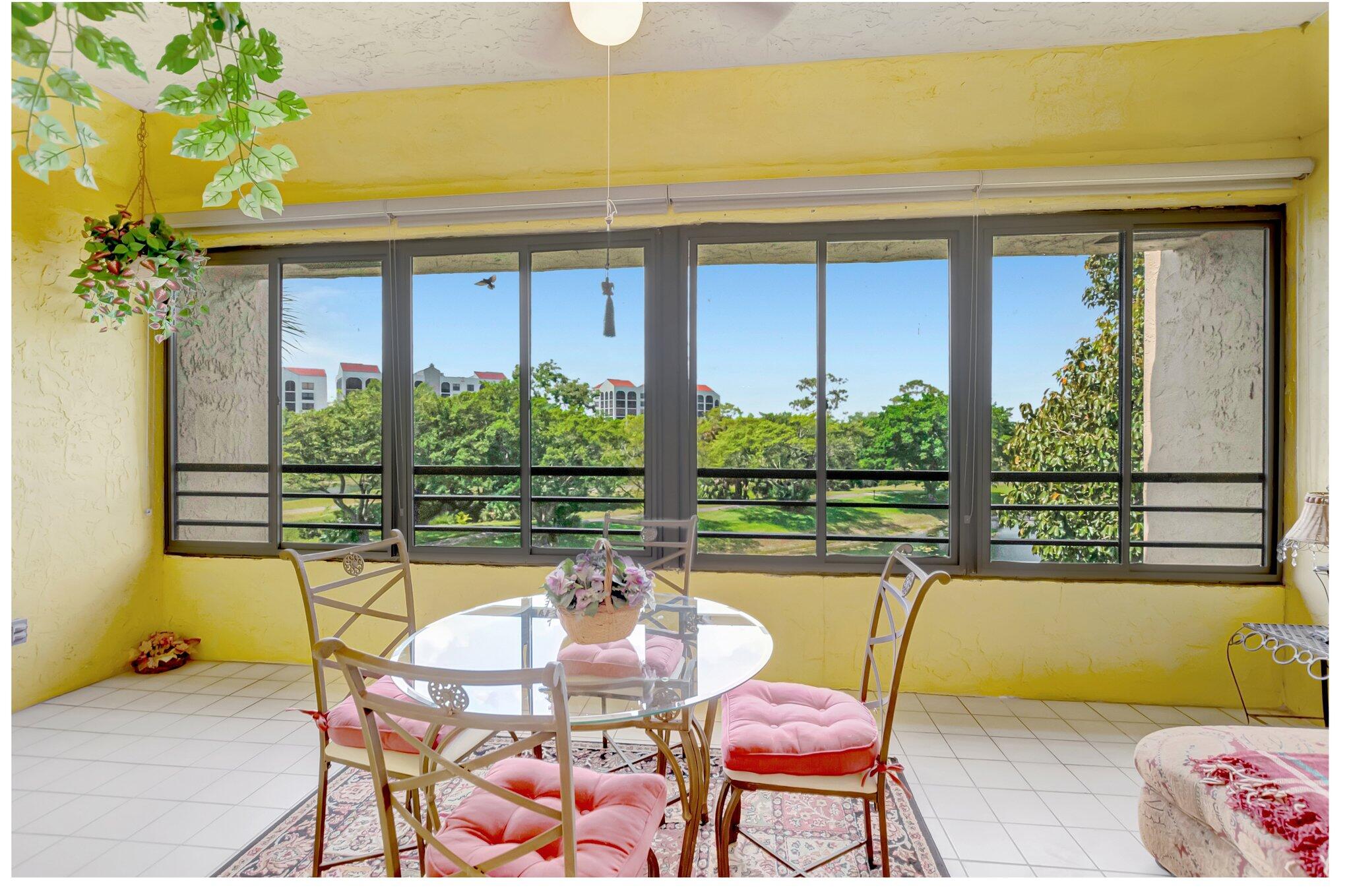 7472 La Paz #302, Boca Raton FL 33433